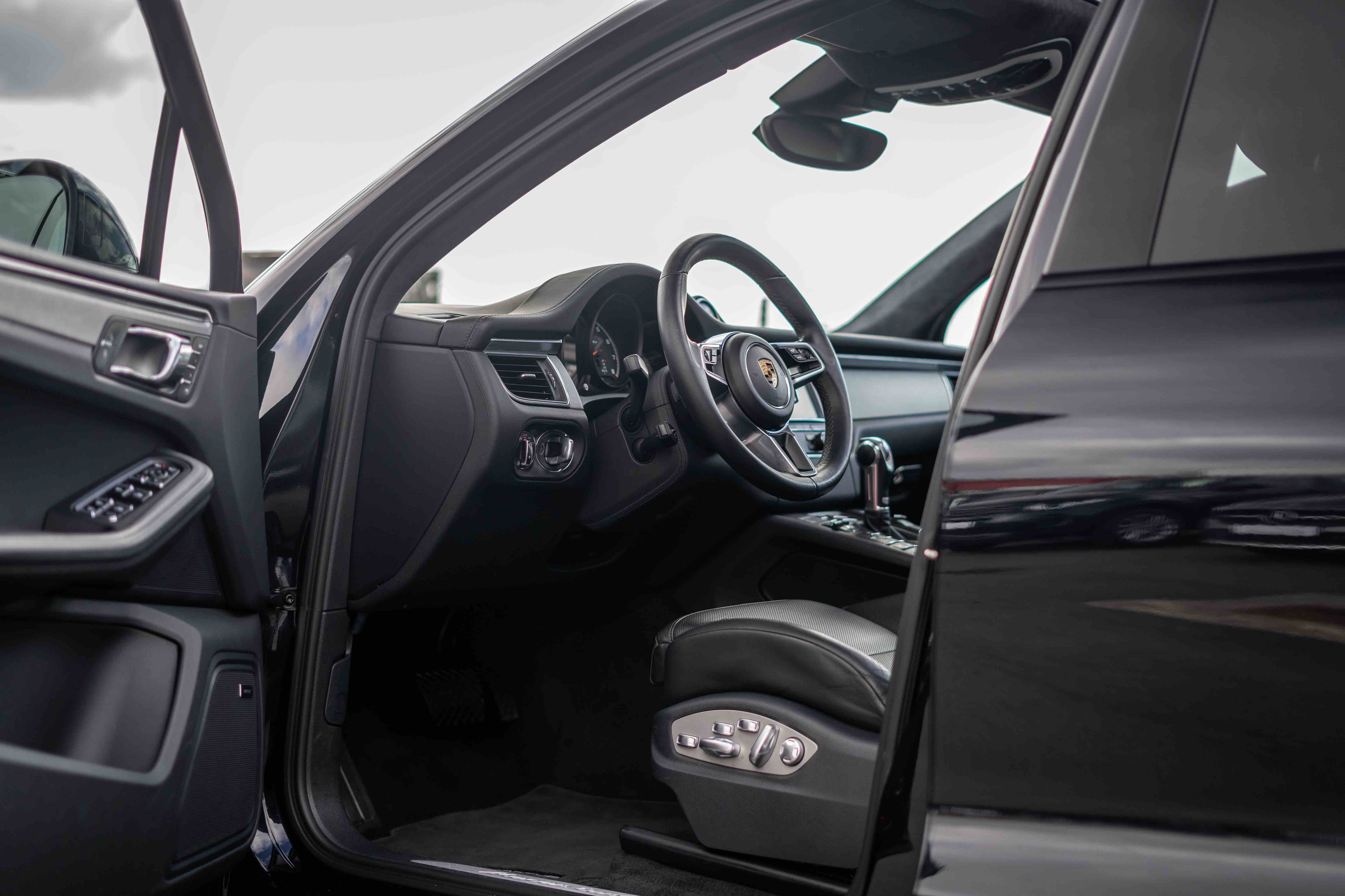 PORSCHE MACAN 3.6 V6 TURBO