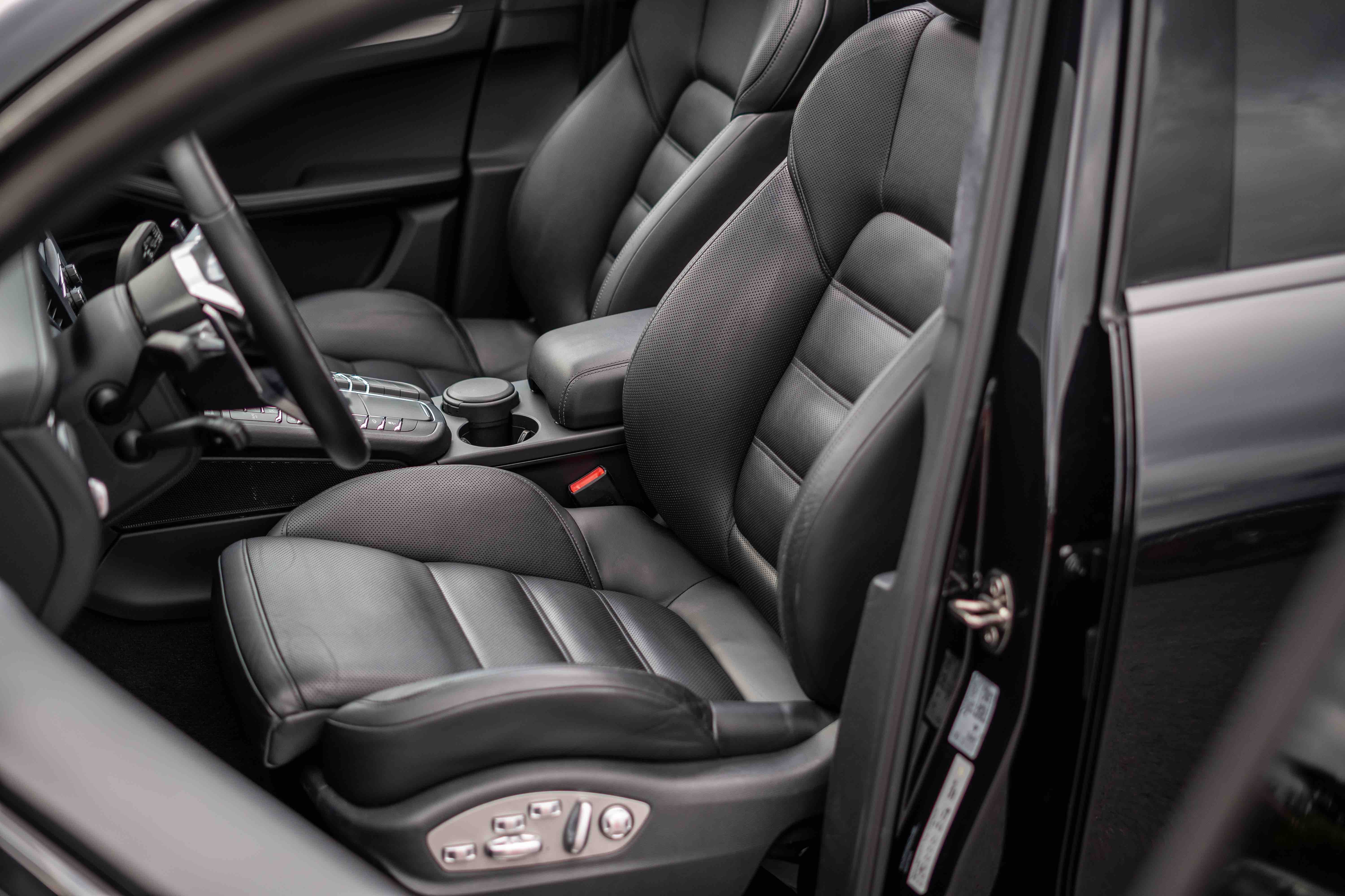 PORSCHE MACAN 3.6 V6 TURBO