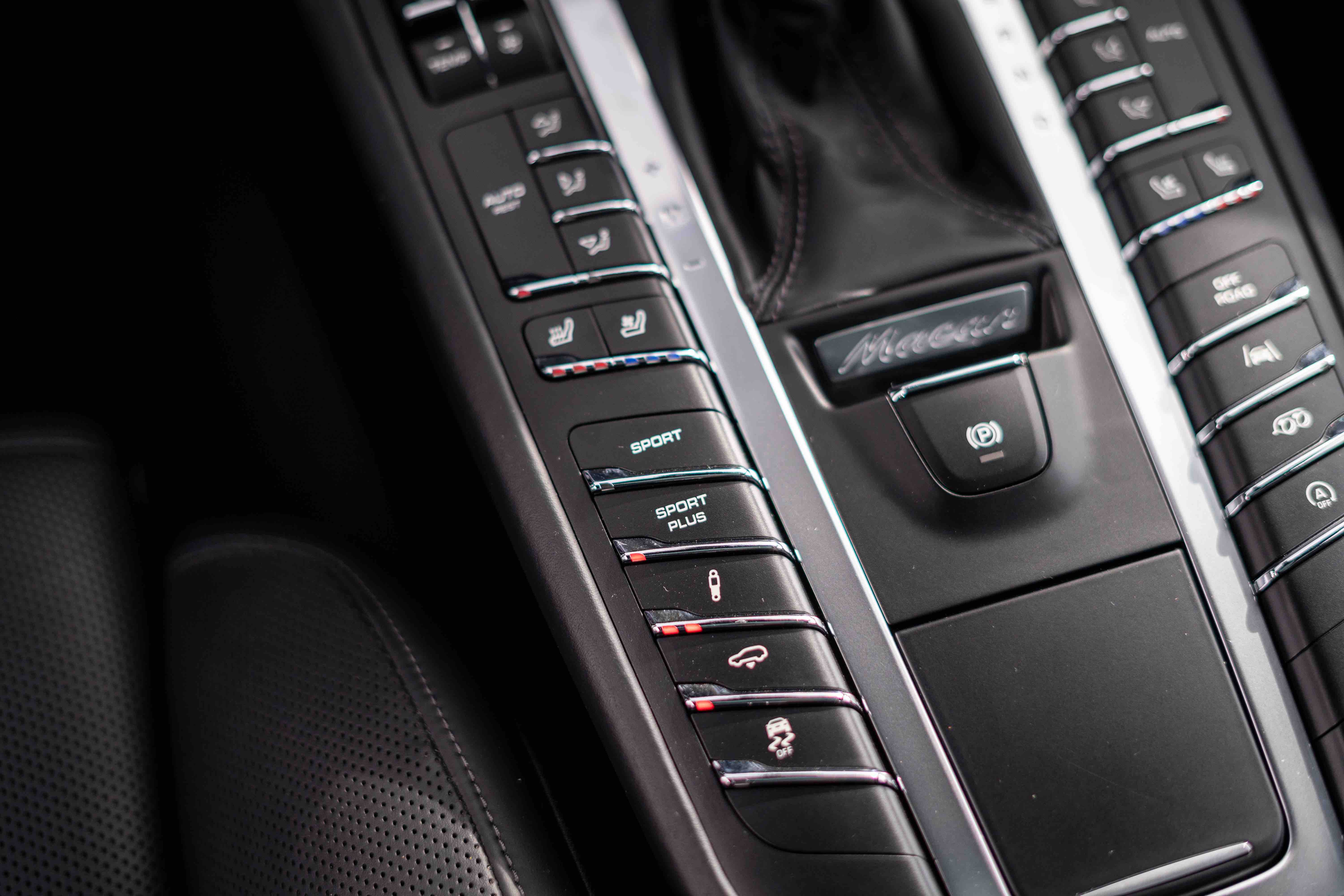 PORSCHE MACAN 3.6 V6 TURBO