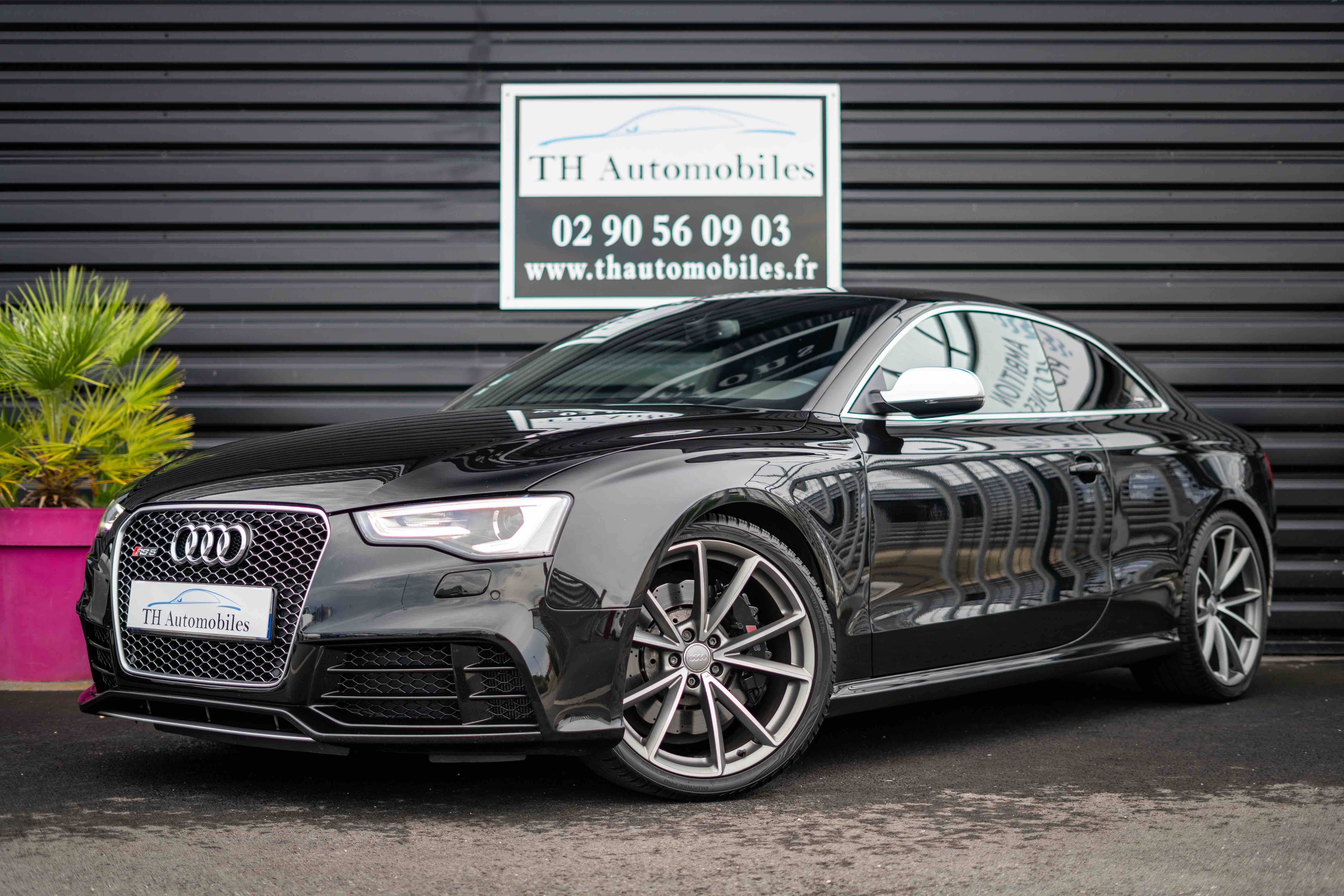 AUDI RS5 (2) 4.2 V8 FSI 450ch