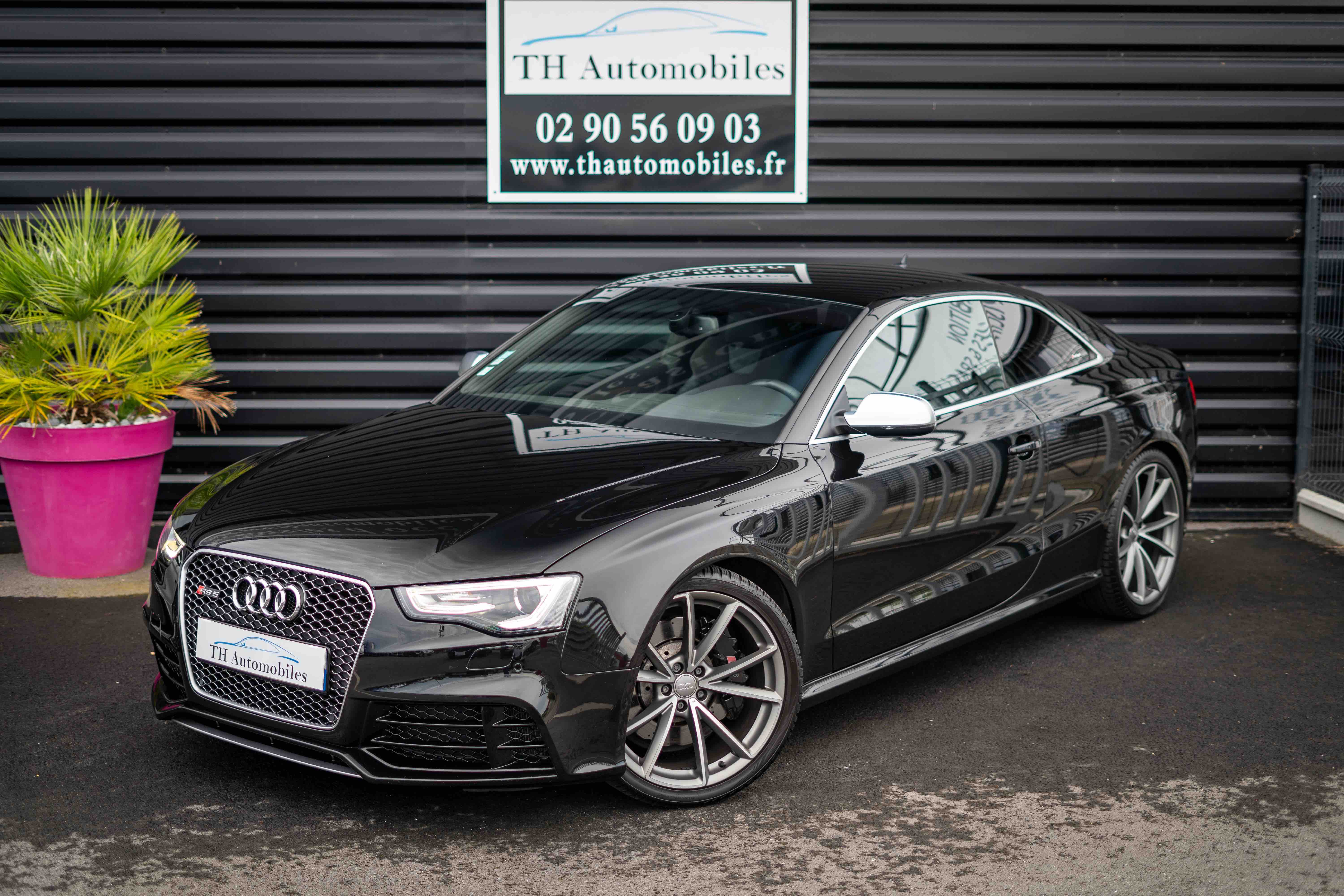 AUDI RS5 (2) 4.2 V8 FSI 450ch