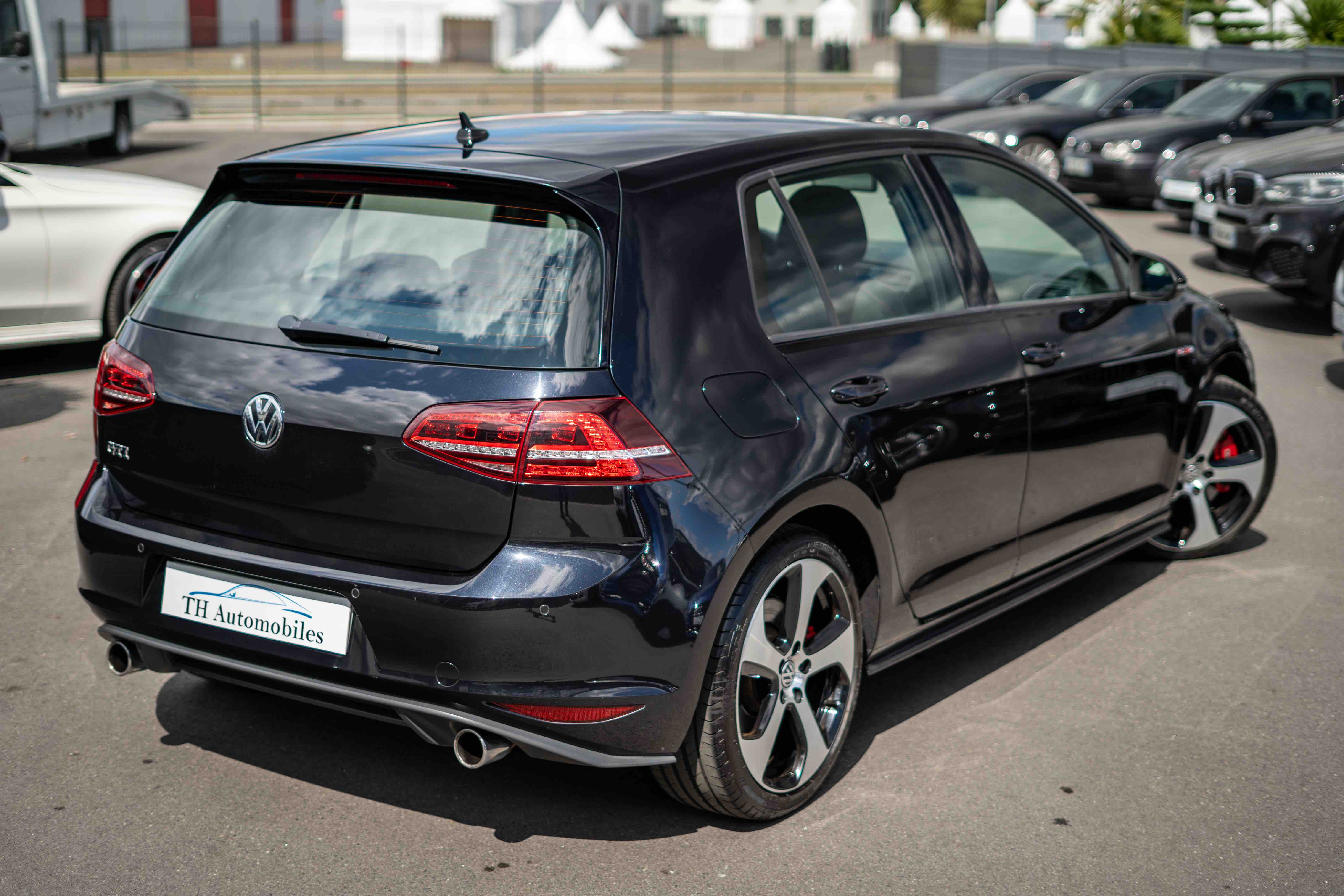 VOLKSWAGEN GOLF VII 2.0 TSI 230ch BLUEMOTION TECHNOLOGY GTI PERFORMANCE 5P