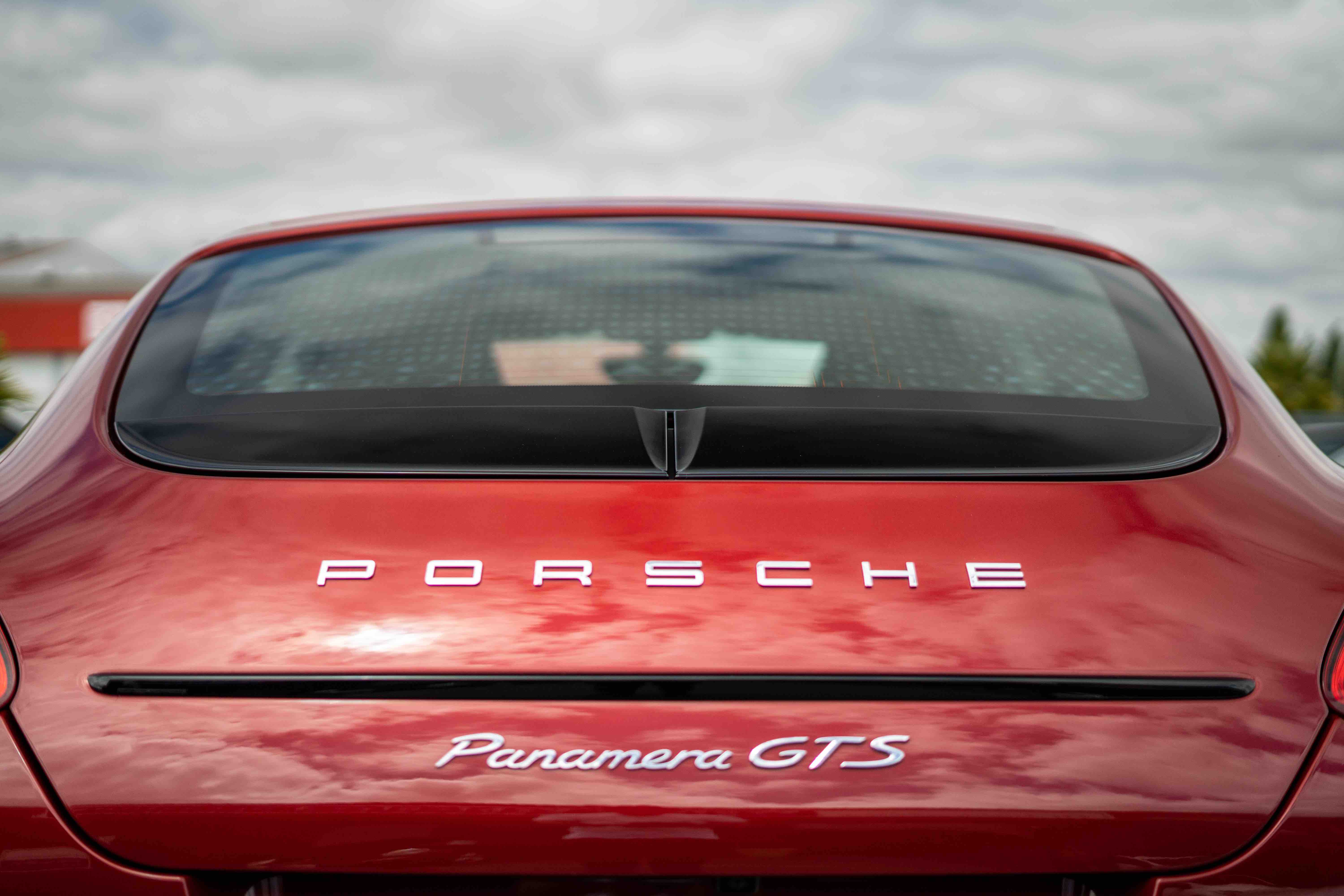 PORSCHE PANAMERA 4.8 V8 430 GTS