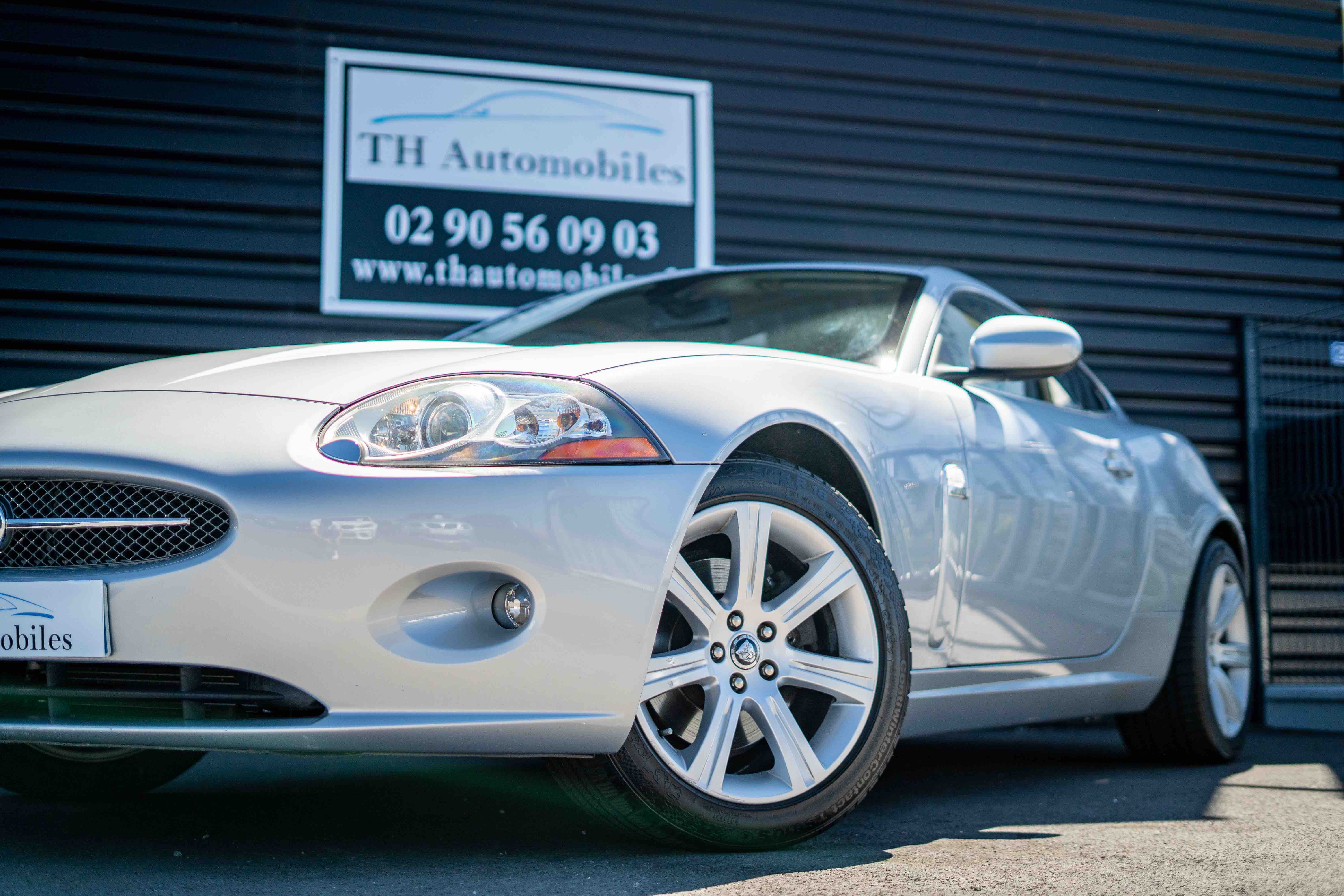 JAGUAR XK COUPE 4.2 V8