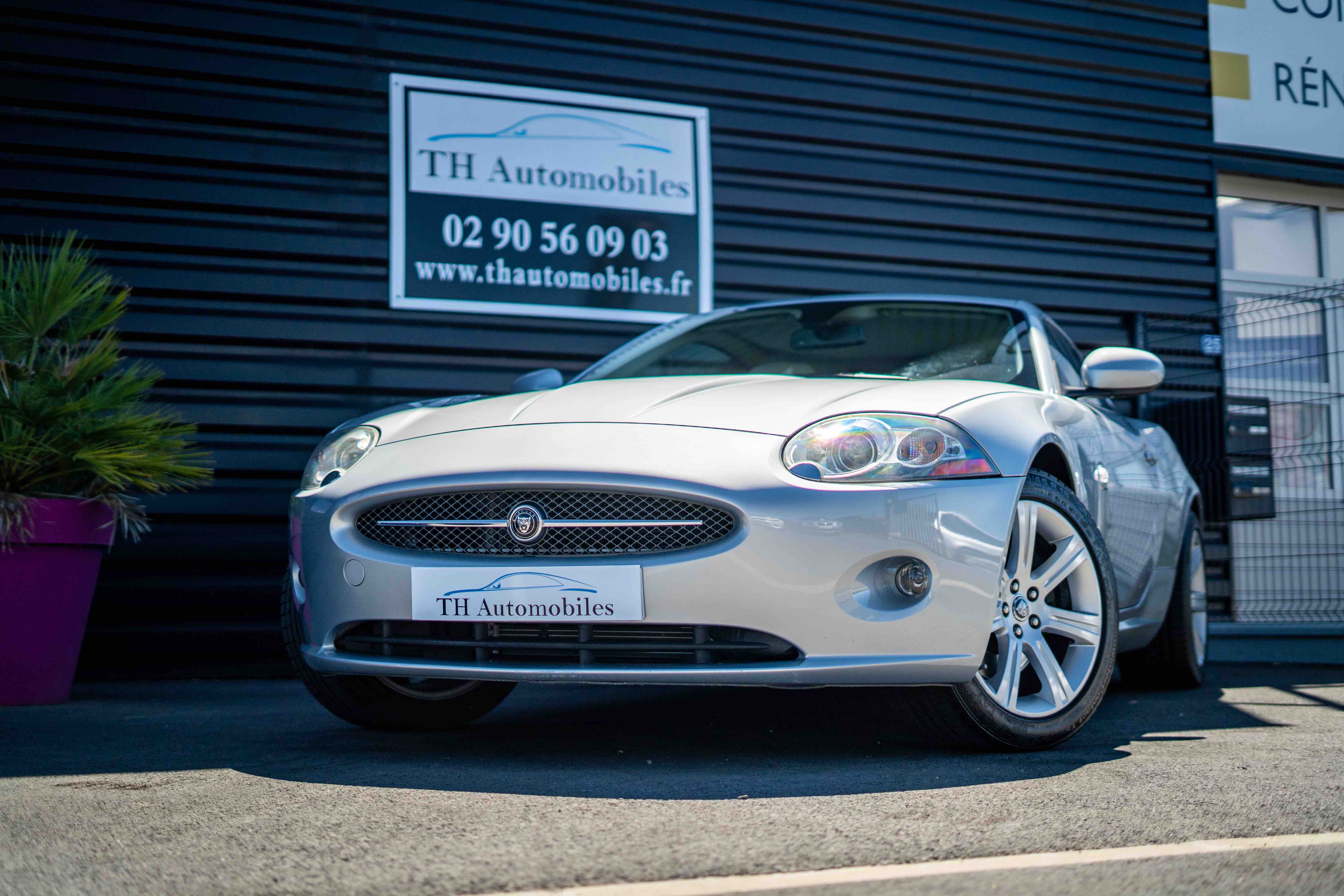 JAGUAR XK COUPE 4.2 V8