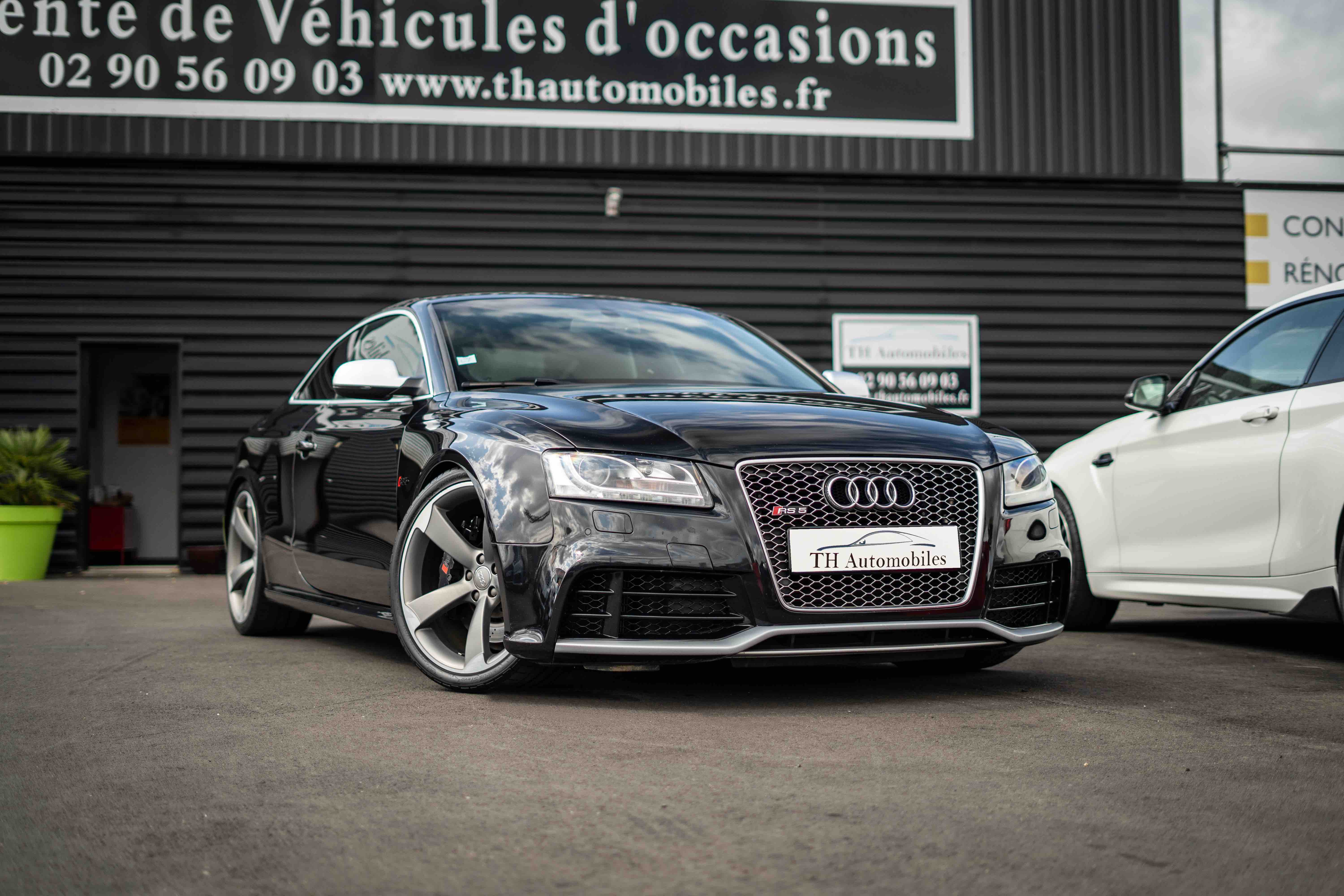 AUDI RS5 (2) 4.2 V8 