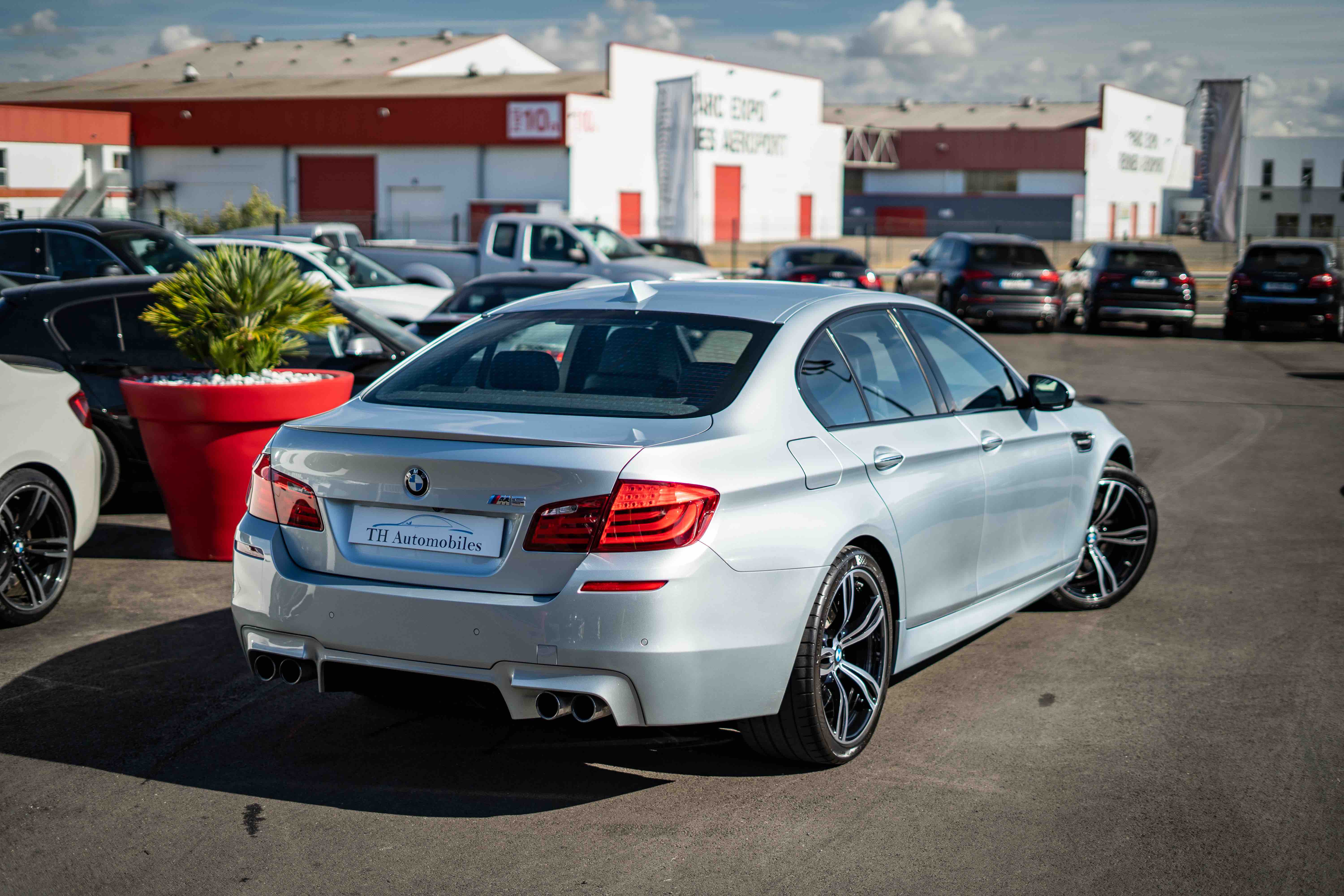 BMW SERIE 5 (F10) M5 4.4 V8 BITURBO 560 ch