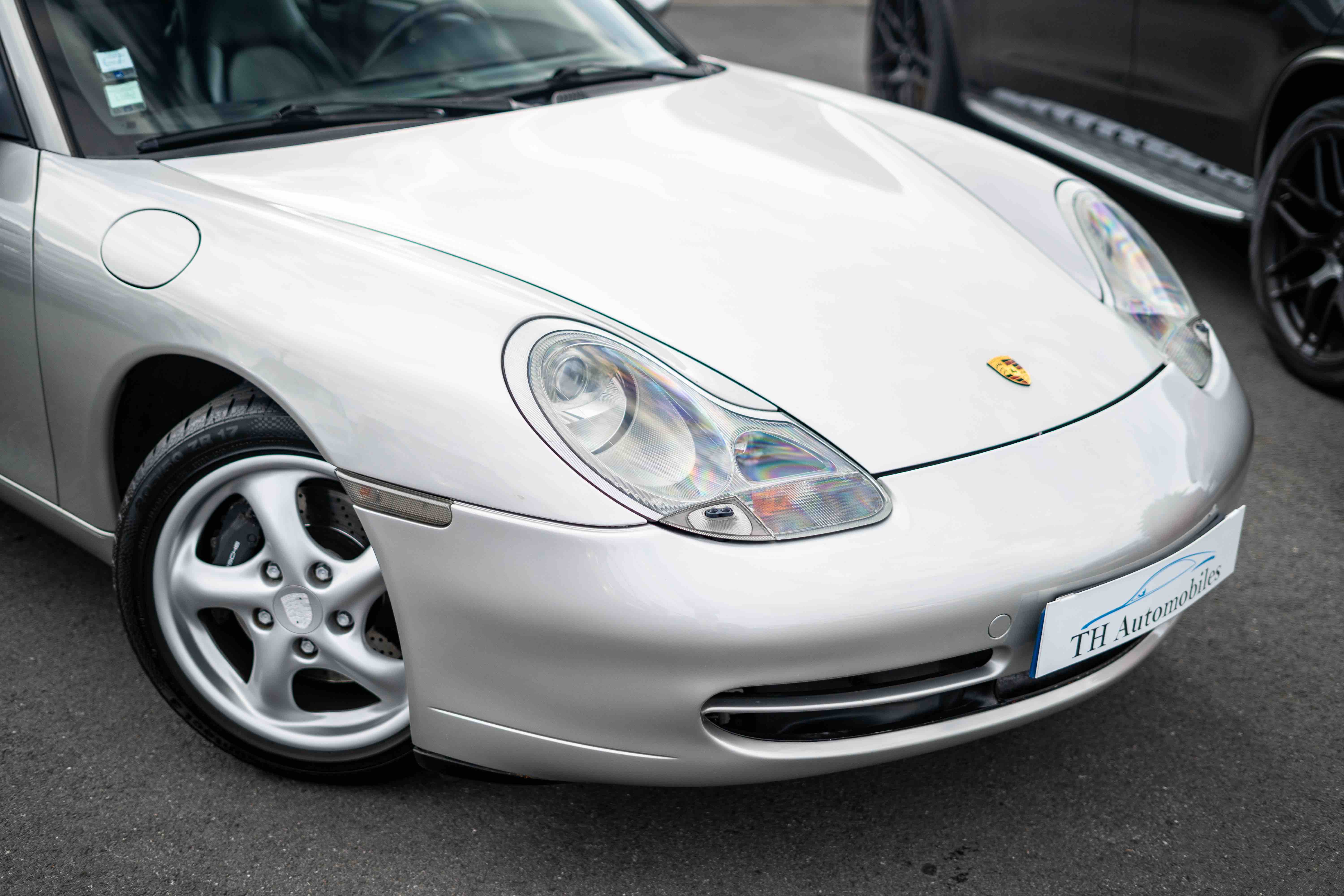 PORSCHE 911 Type 996 3.4 300ch CARRERA