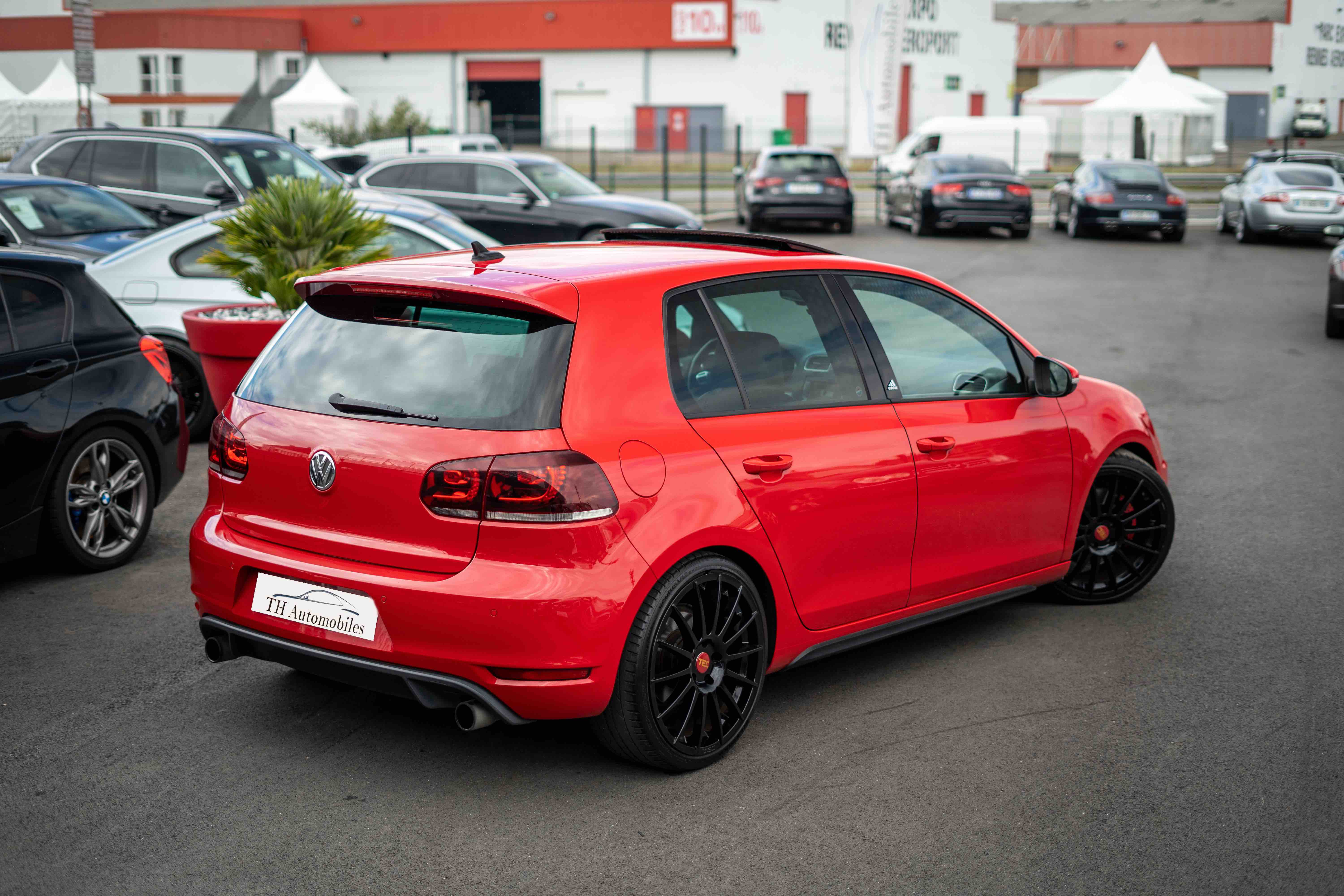 VOLKSWAGEN GOLF VI 2.0 TSI 210 GTI DSG6 Edition ADIDAS / Toit ouvrant