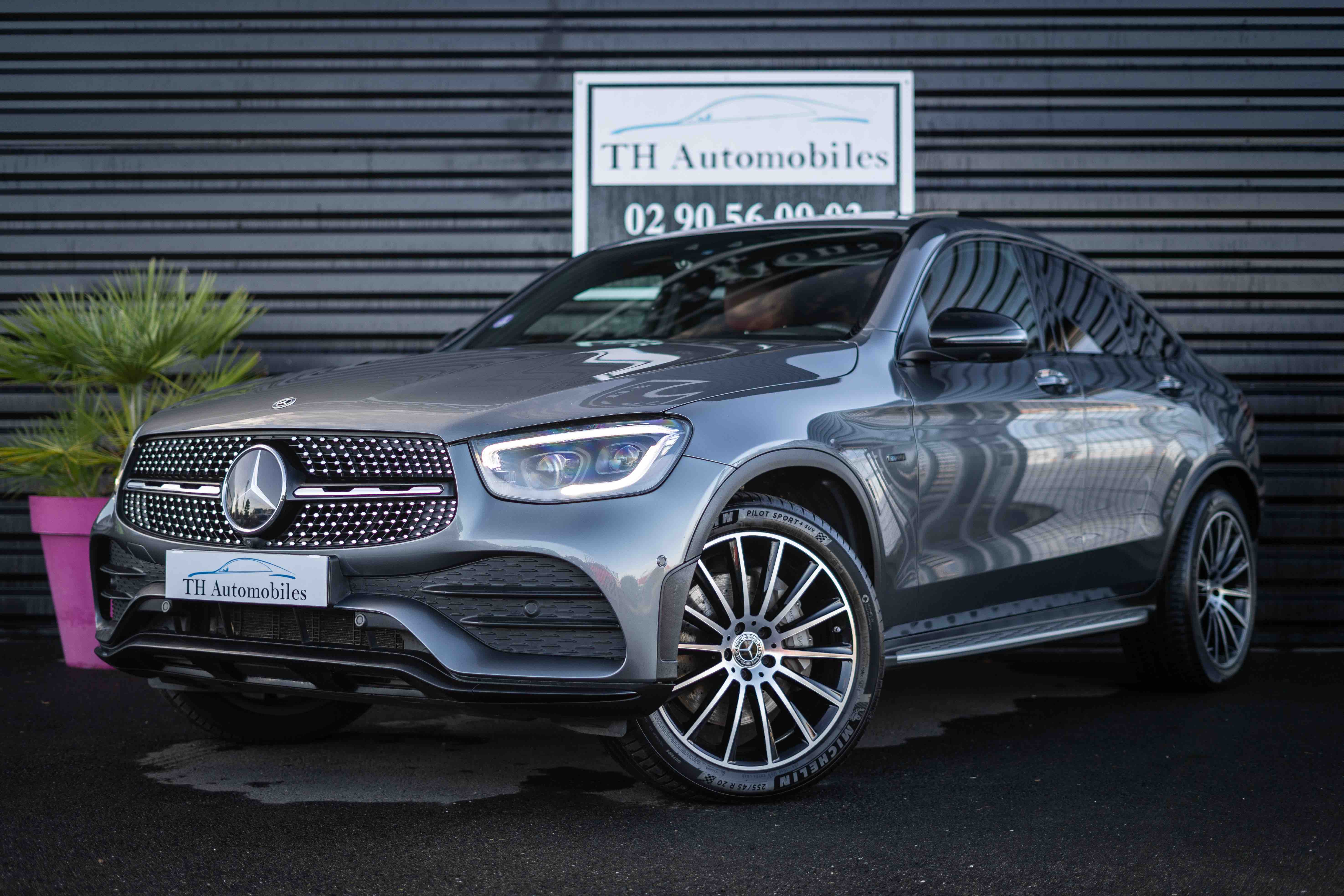 MERCEDES GLC (2) 300 E AMG LINE 4MATIC 9G-TRONIC