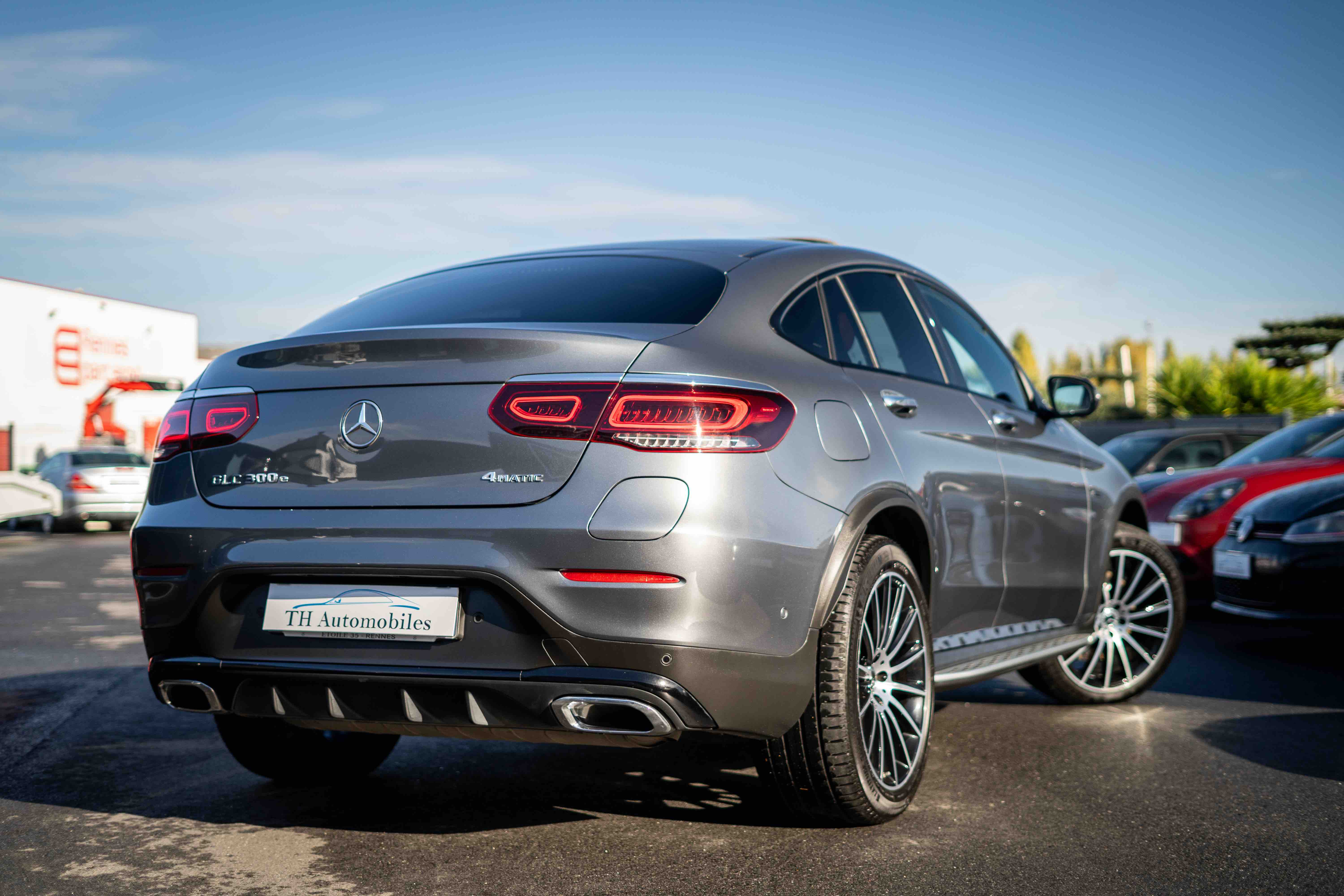 MERCEDES GLC (2) 300 E AMG LINE 4MATIC 9G-TRONIC