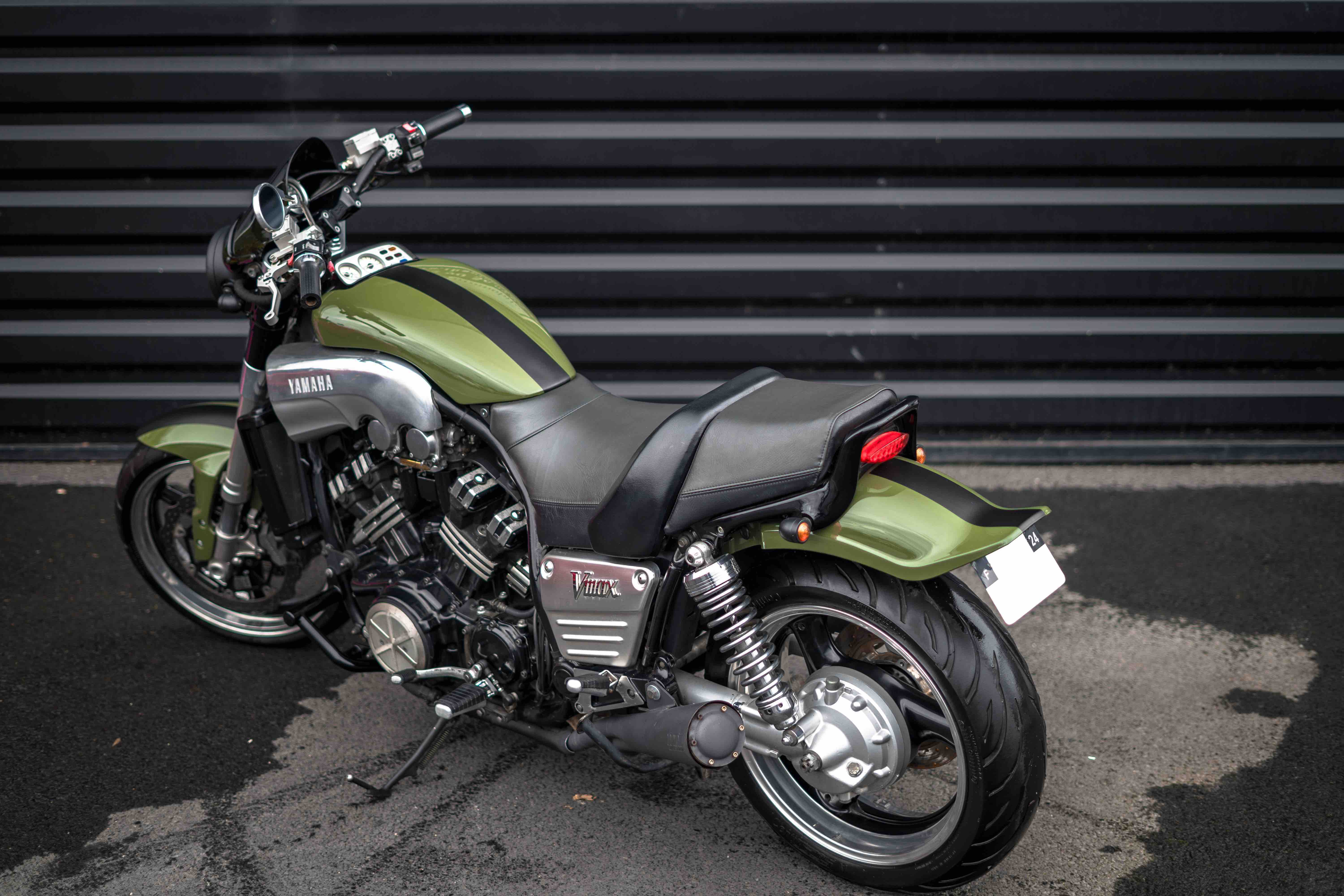 YAMAHA 1200 V-MAX