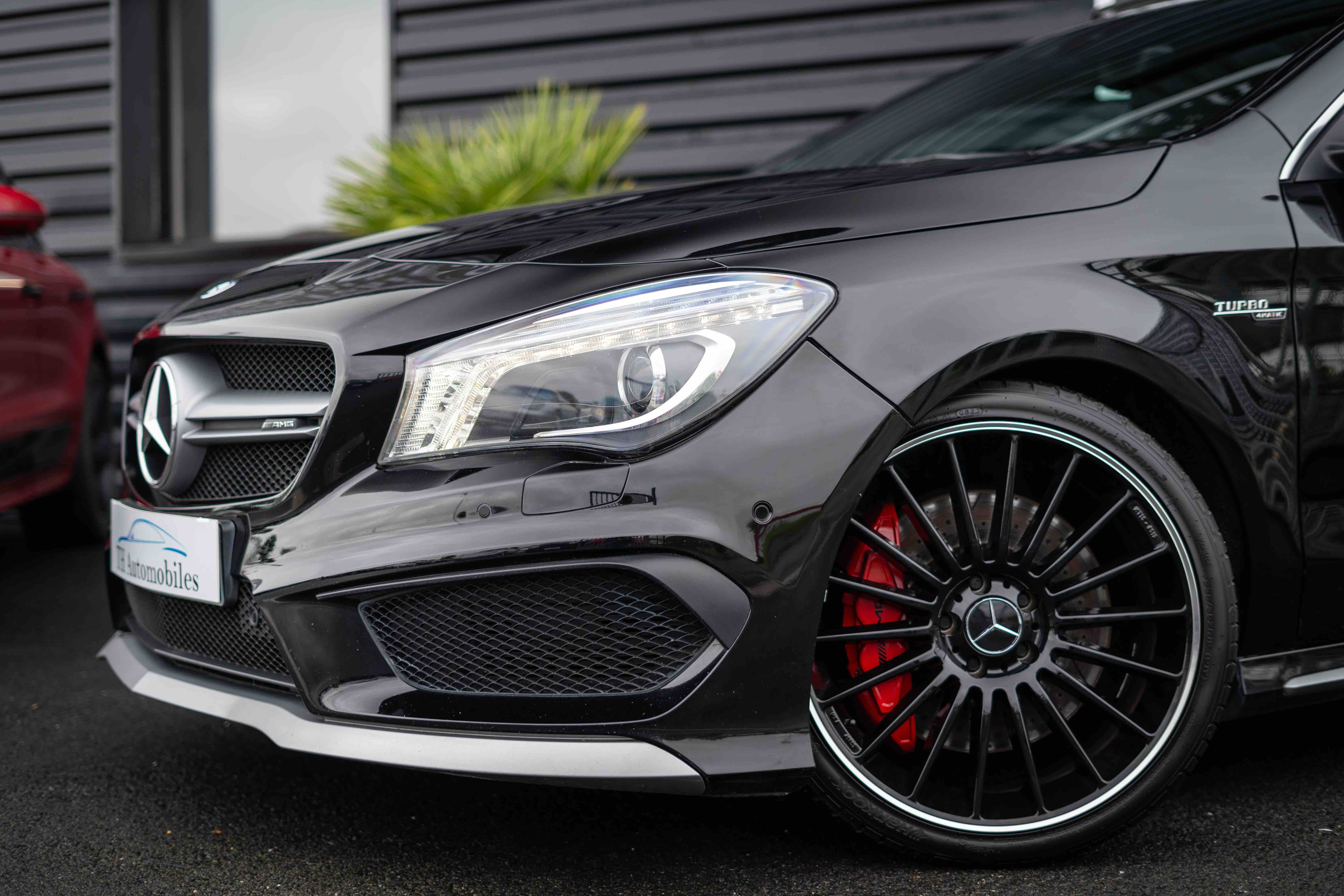 MERCEDES CLA SHOOTING BRAKE 45 AMG 381ch 4MATIC SPEEDSHIFT DCT