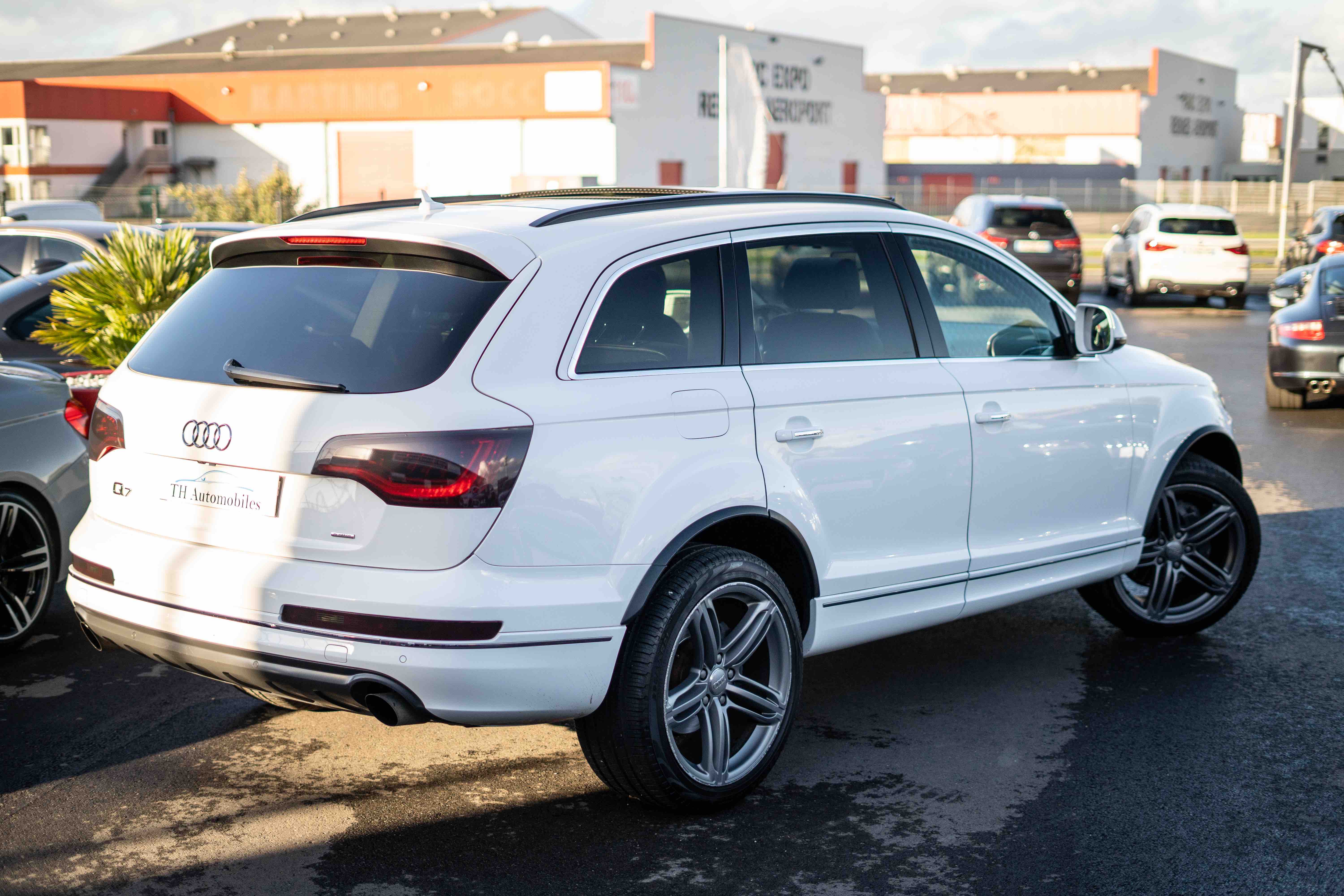 AUDI Q7 (2) 3.0 V6 TDI 240 AMBITION LUXE 5P