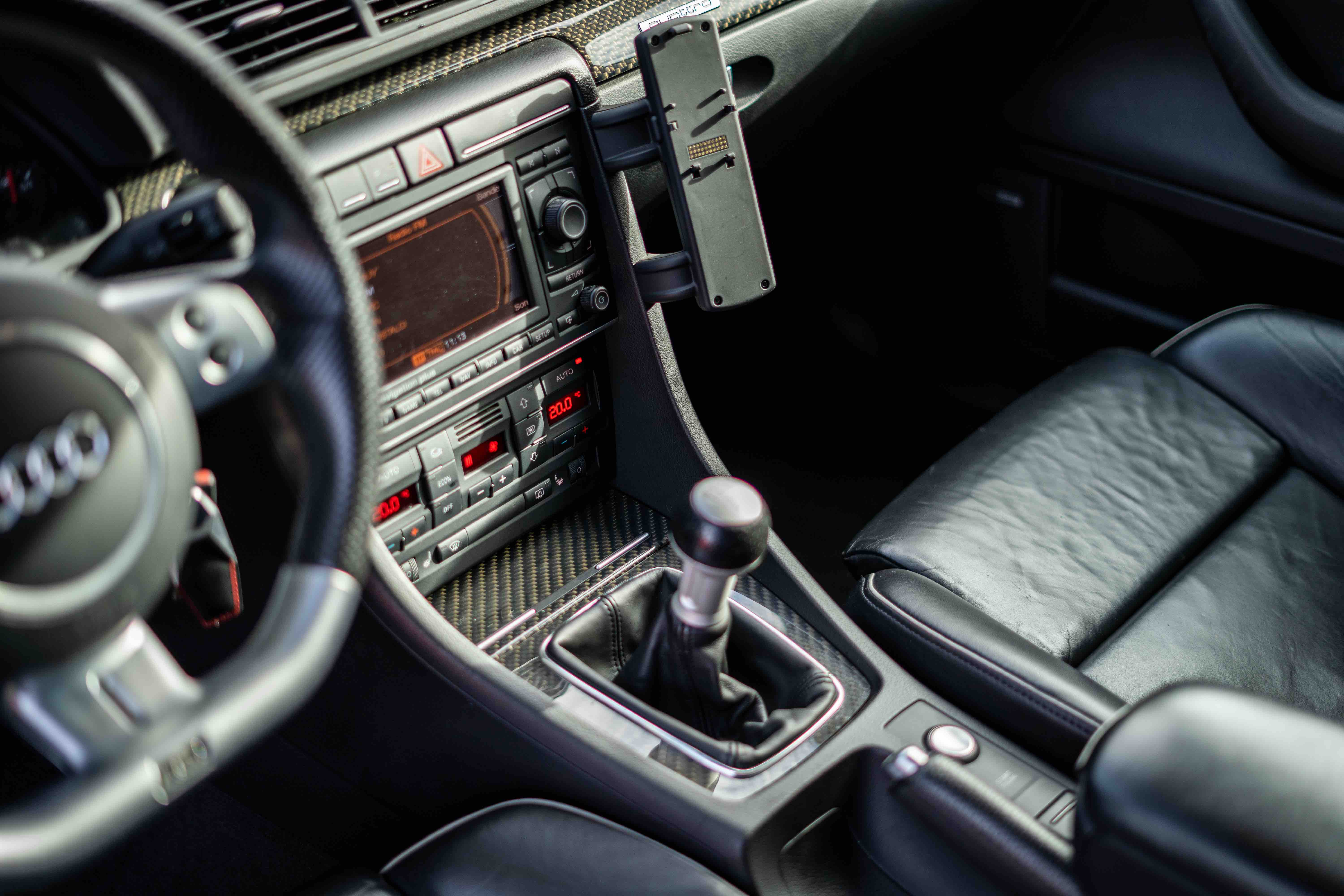 AUDI RS4 III AVANT 4.2 V8 FSI 420 QUATTRO
