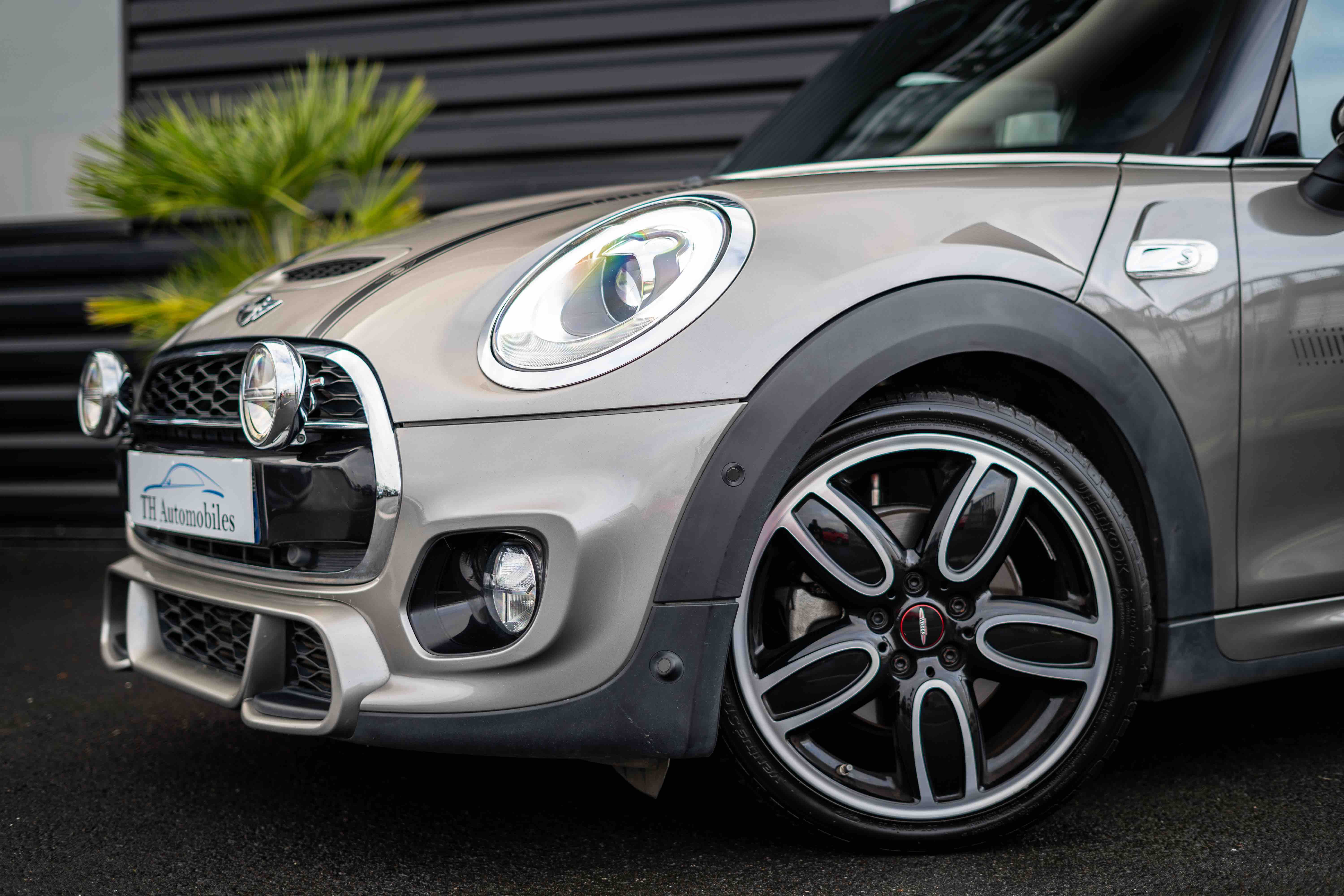 MINI III 2.0 COOPER S 192ch FINITION JOHN COOPER WORKS 5P