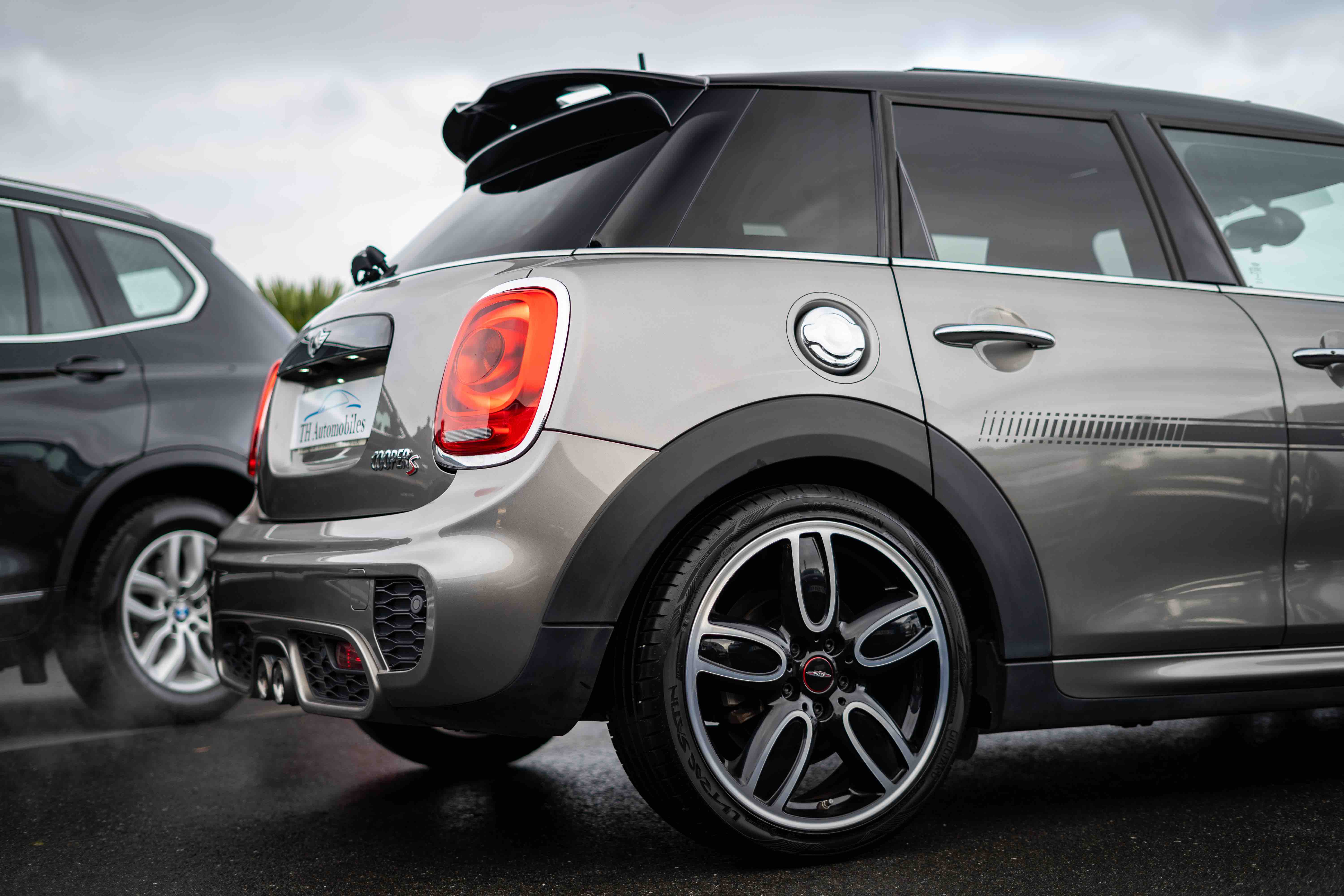 MINI III 2.0 COOPER S 192ch FINITION JOHN COOPER WORKS 5P