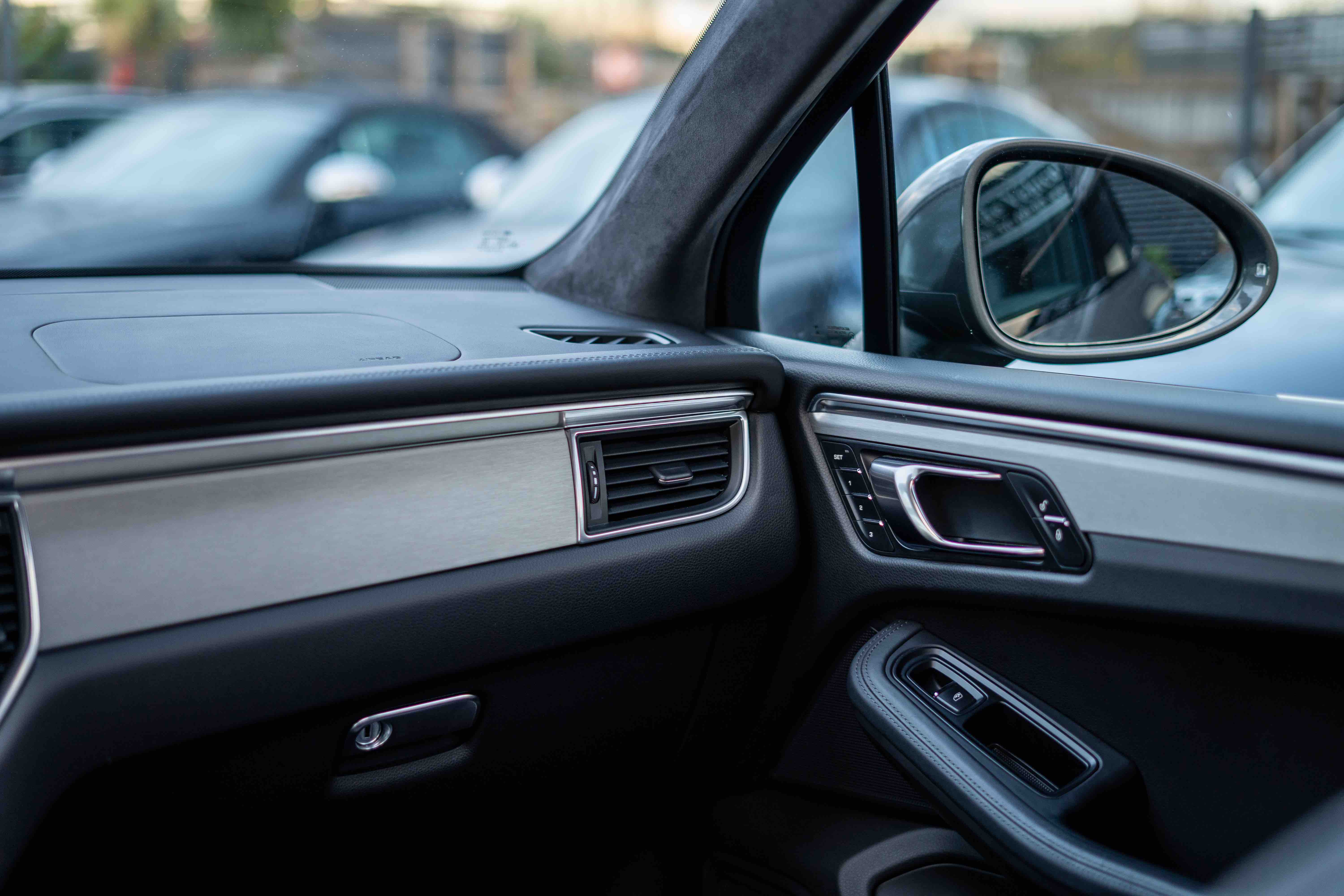 PORSCHE MACAN 3.6 V6 TURBO