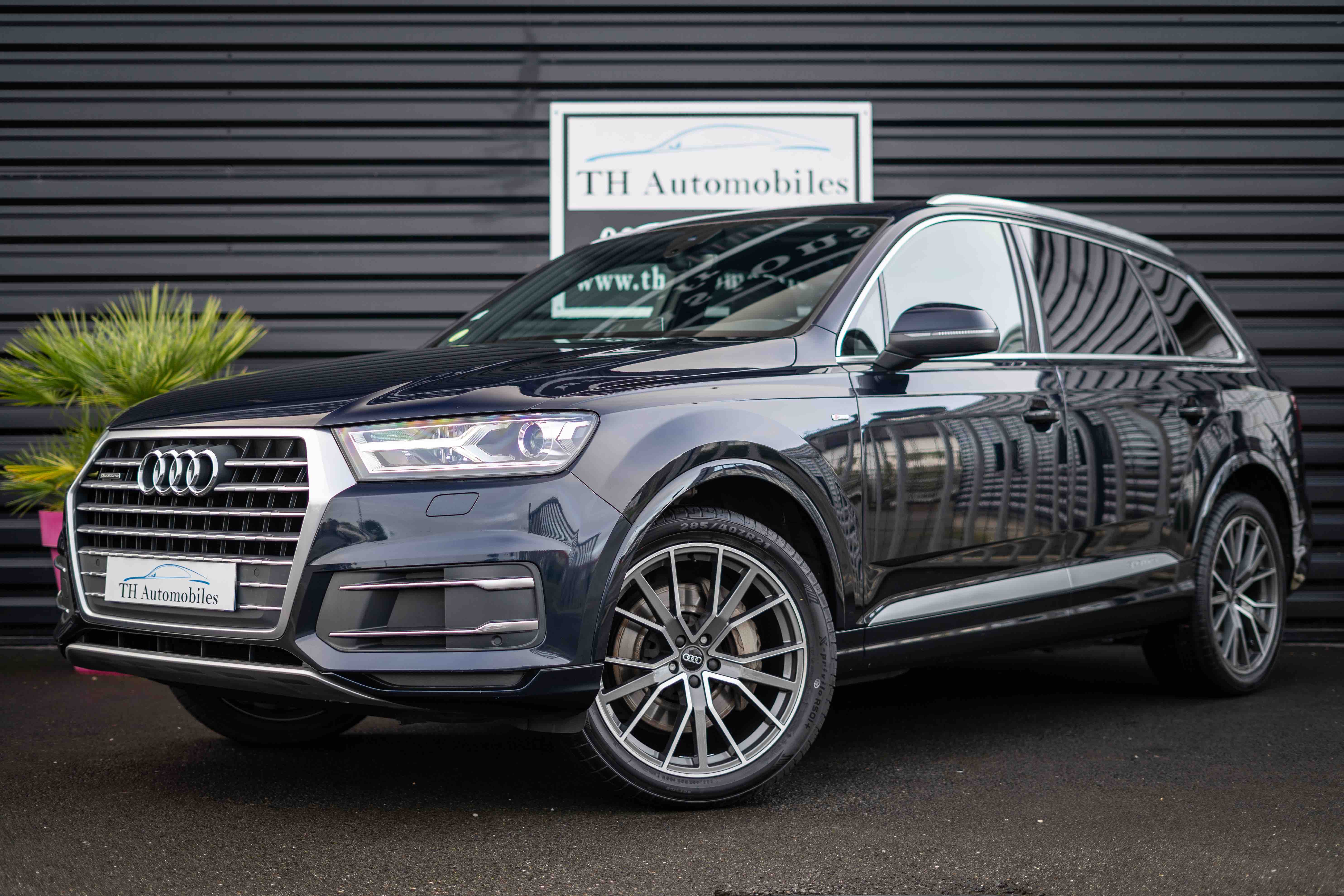 AUDI Q7 3.0 V6 TDI 272ch S LINE QUATTRO TIPTRONIC 7 Places