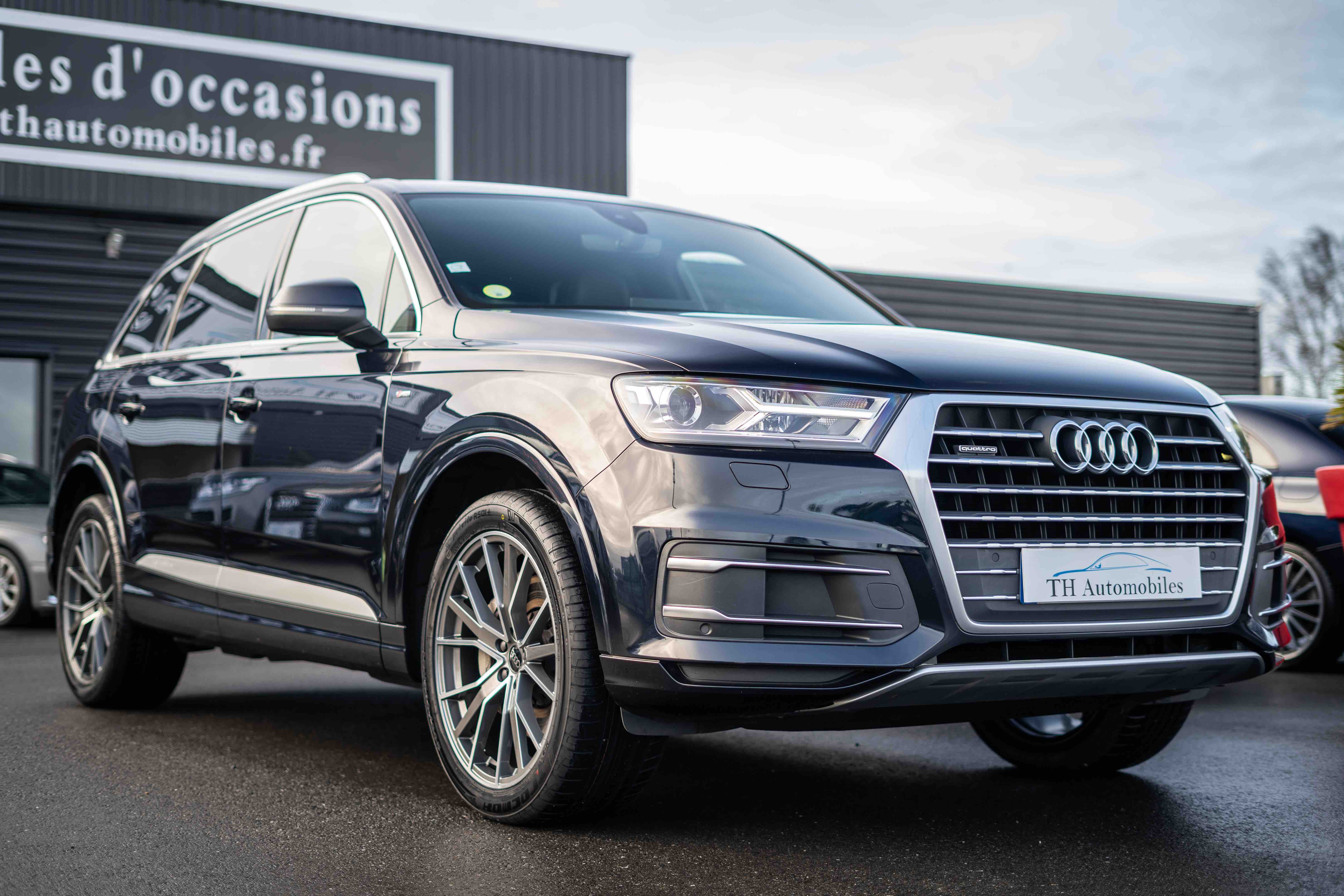 AUDI Q7 3.0 V6 TDI 272ch S LINE QUATTRO TIPTRONIC 7 Places