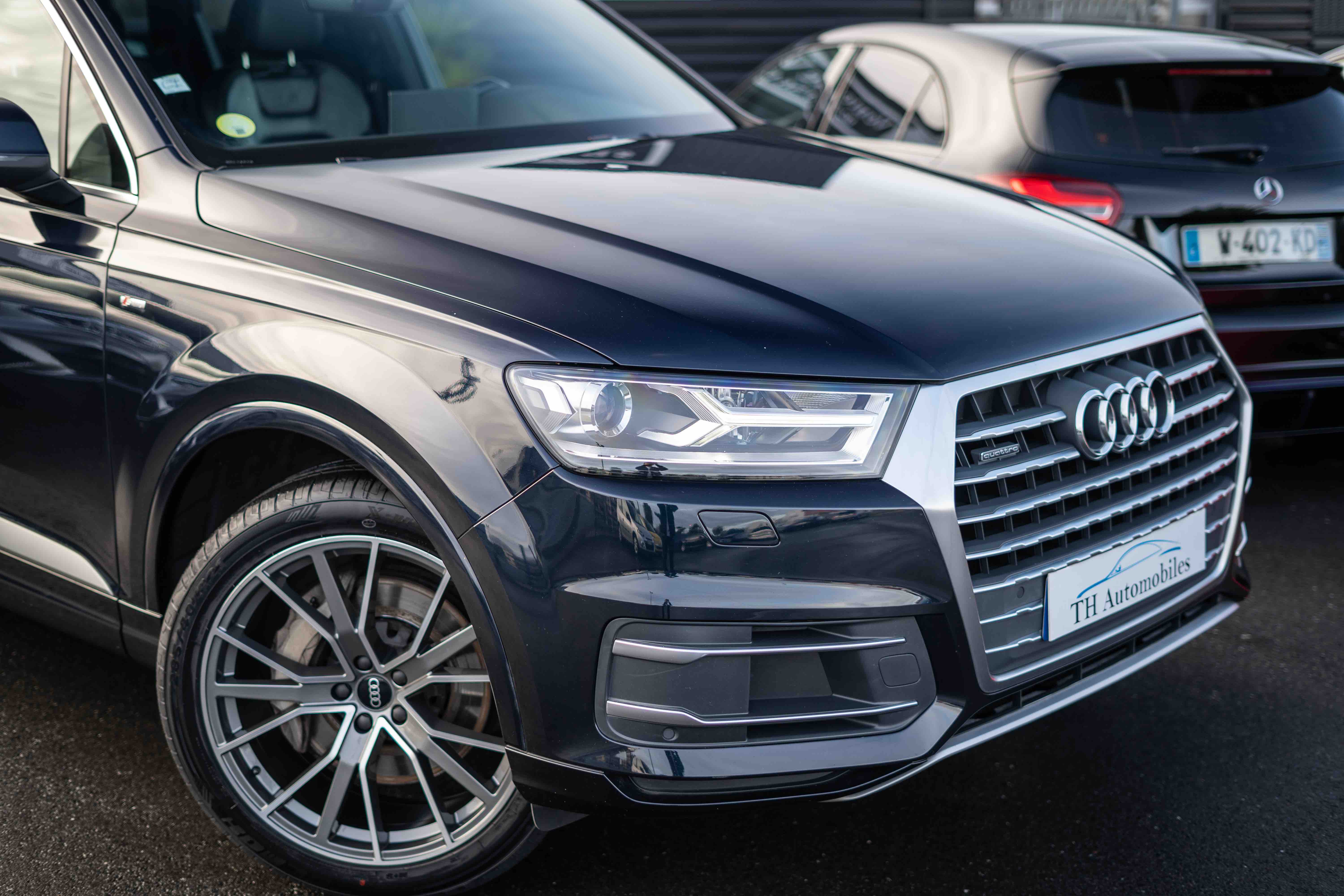 AUDI Q7 3.0 V6 TDI 272ch S LINE QUATTRO TIPTRONIC 7 Places