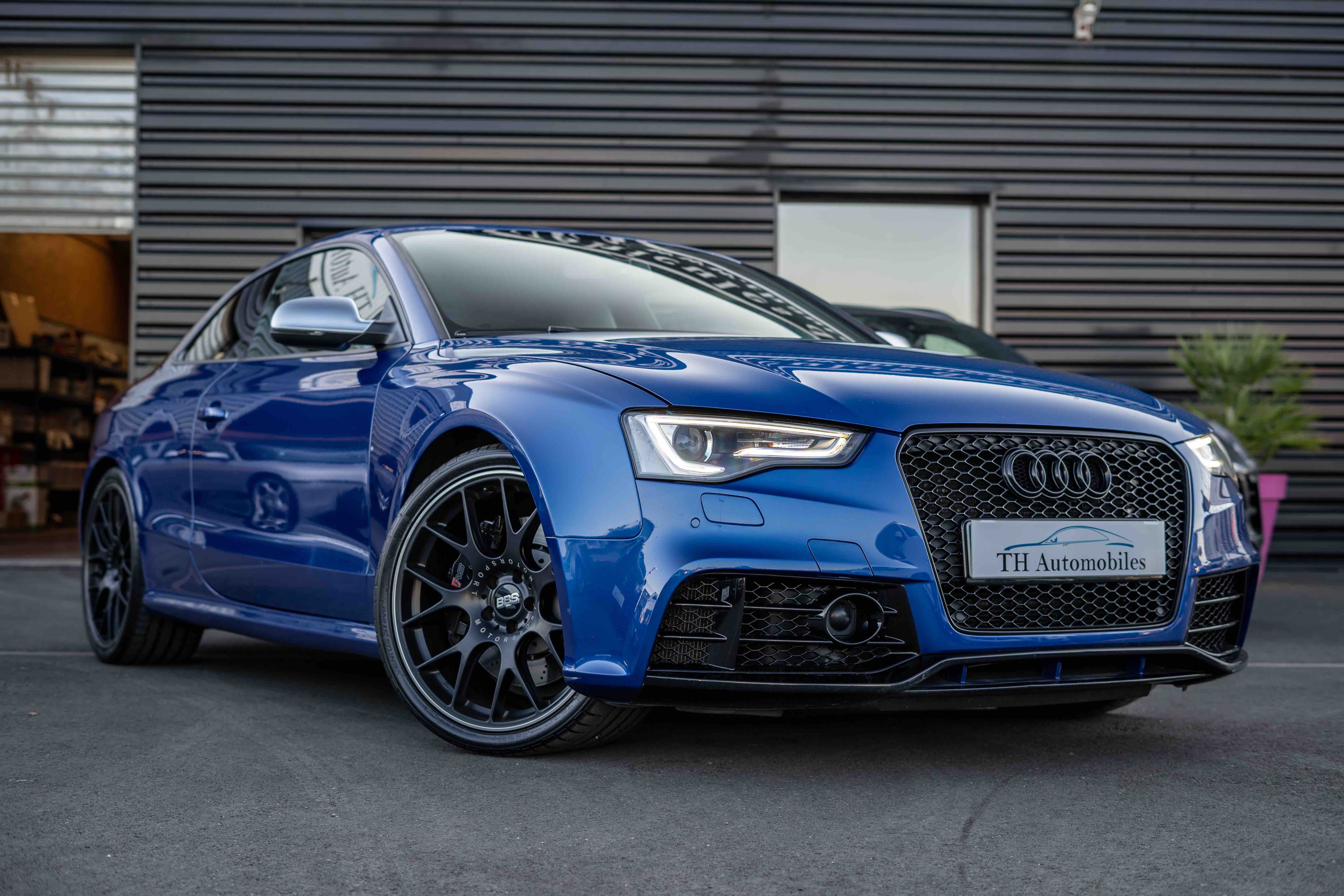 AUDI RS5 (2) 4.2 V8 450ch