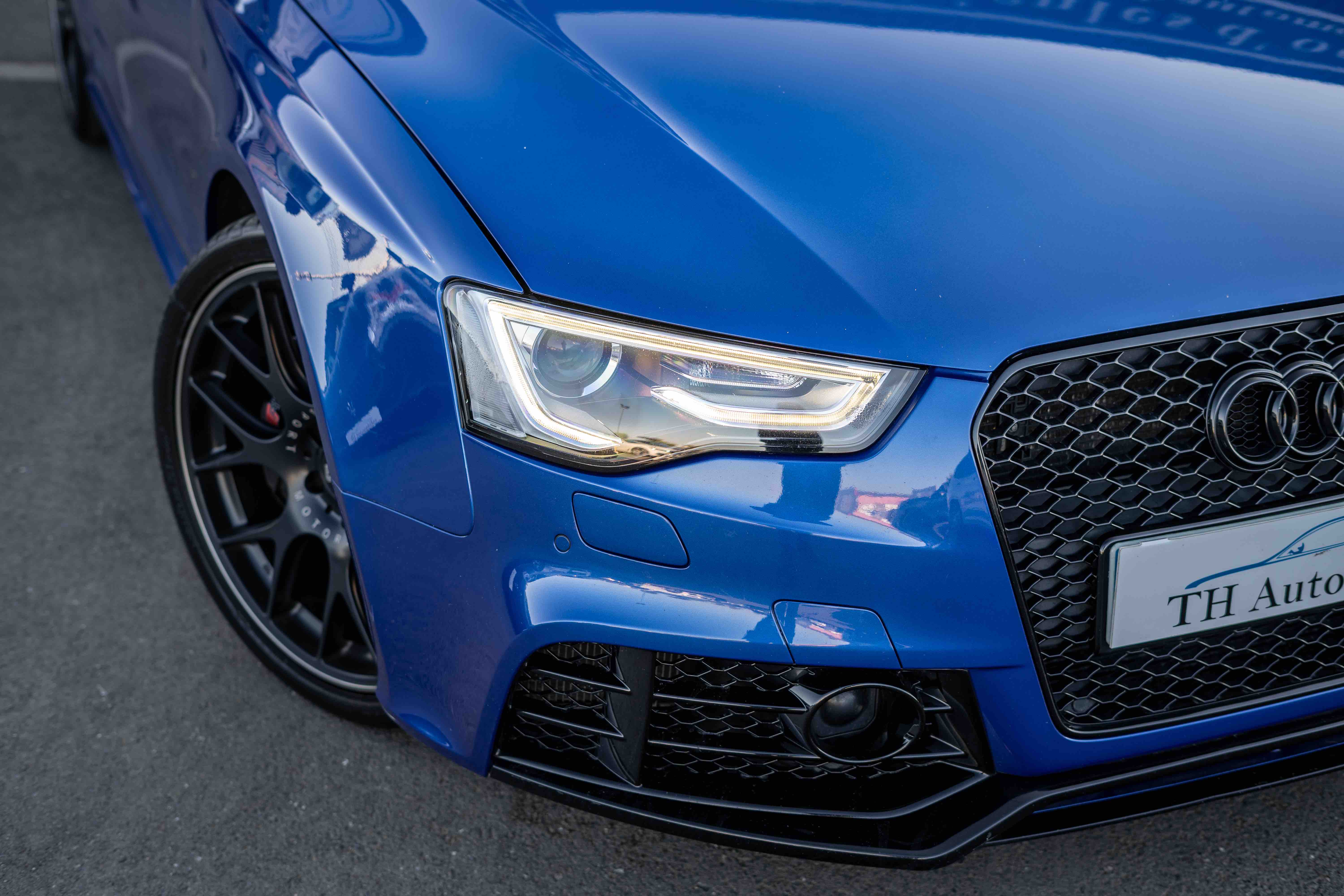 AUDI RS5 (2) 4.2 V8 450ch