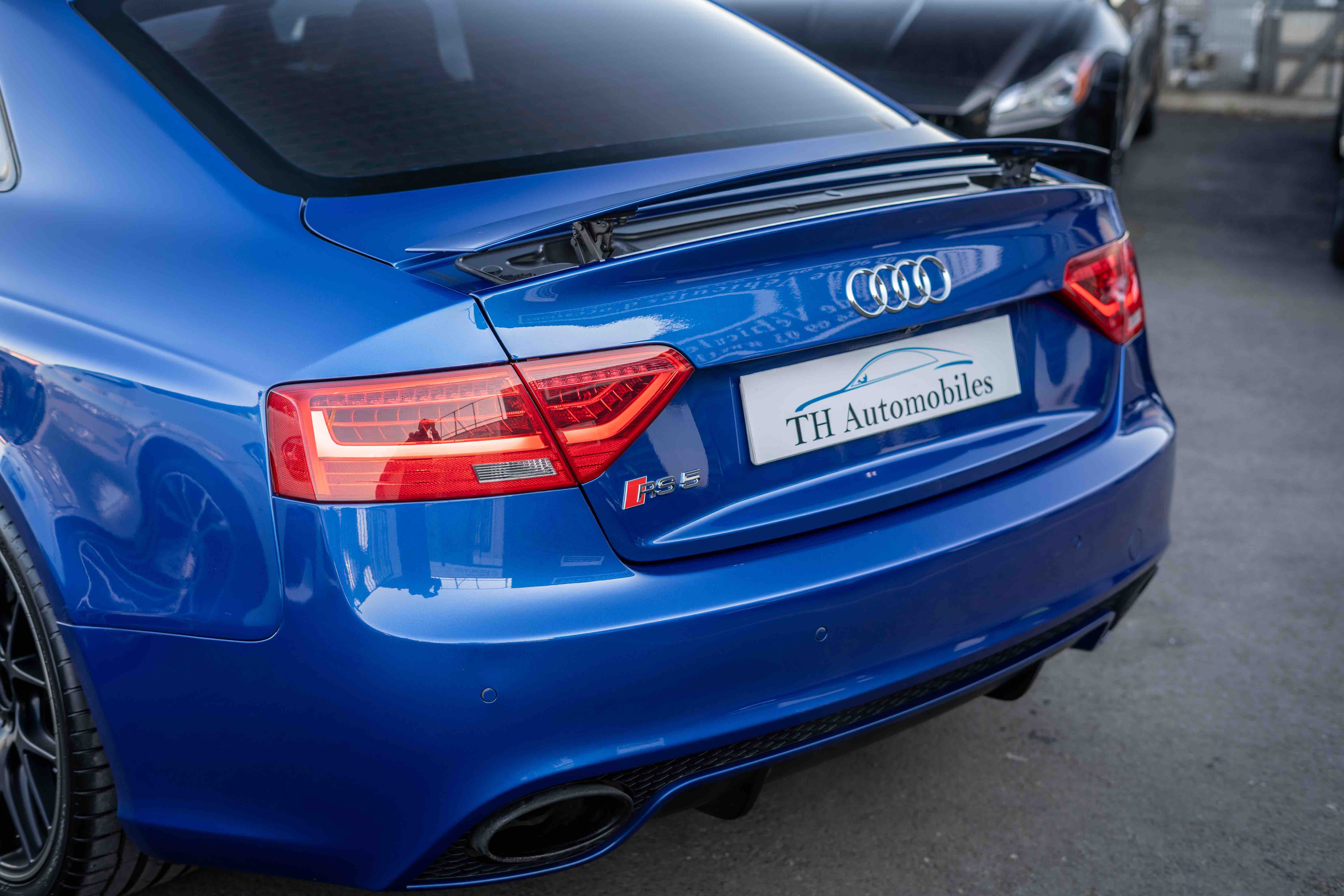 AUDI RS5 (2) 4.2 V8 450ch