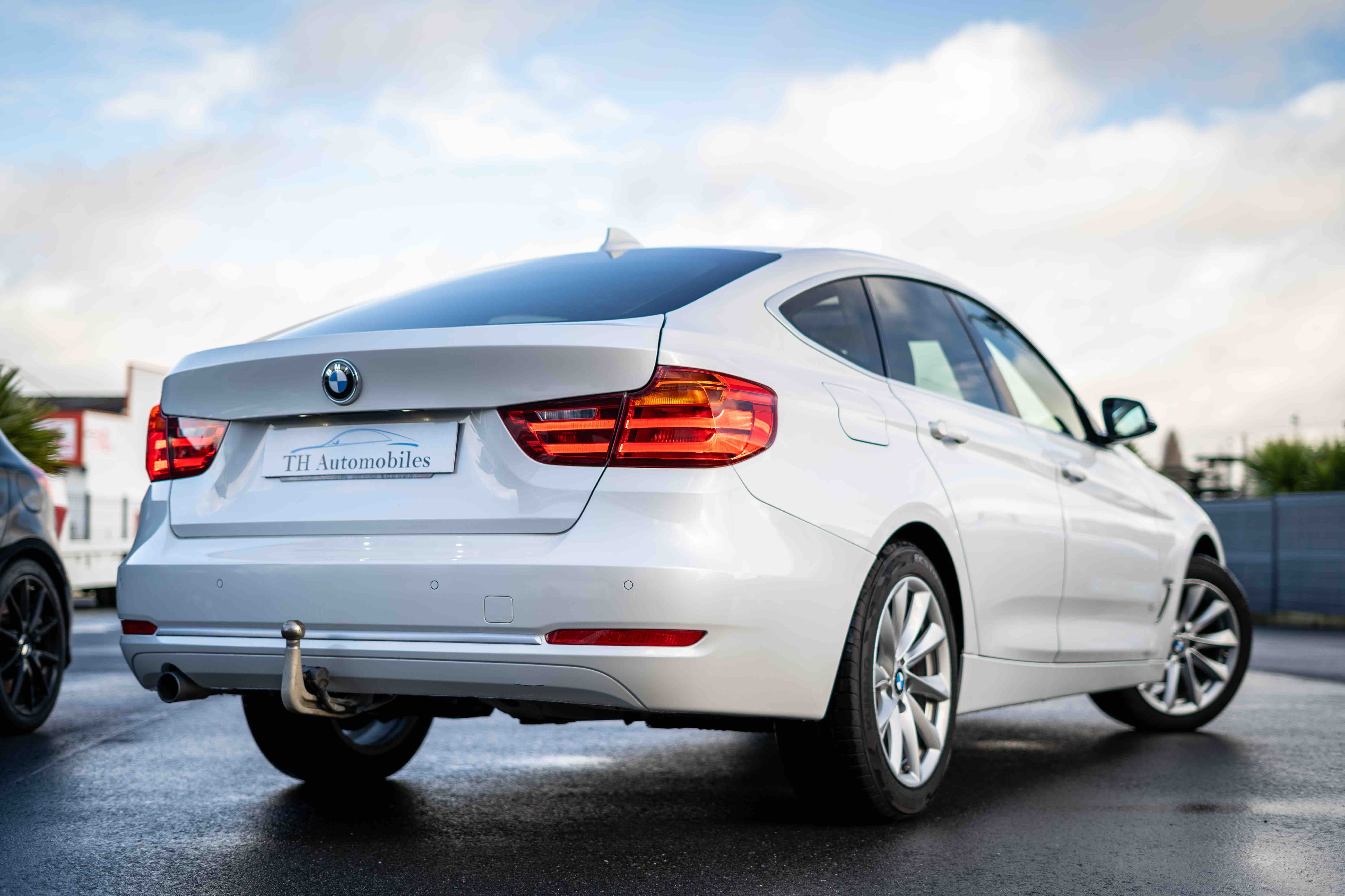 BMW SERIE 3 GT (F34) 320D XDRIVE 184ch LOUNGE