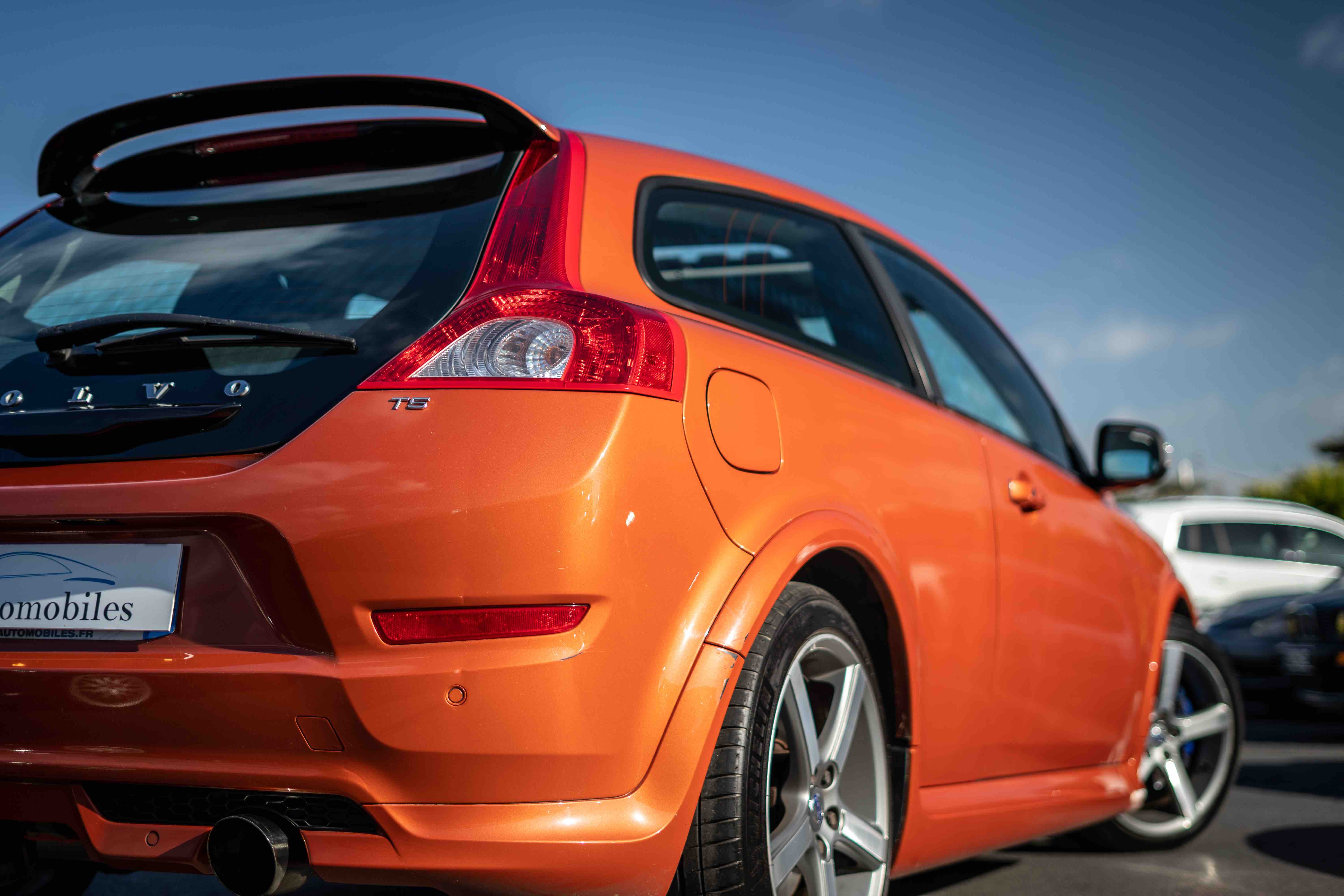 VOLVO C30 (2) T5 230ch R-DESIGN GEARTRONIC