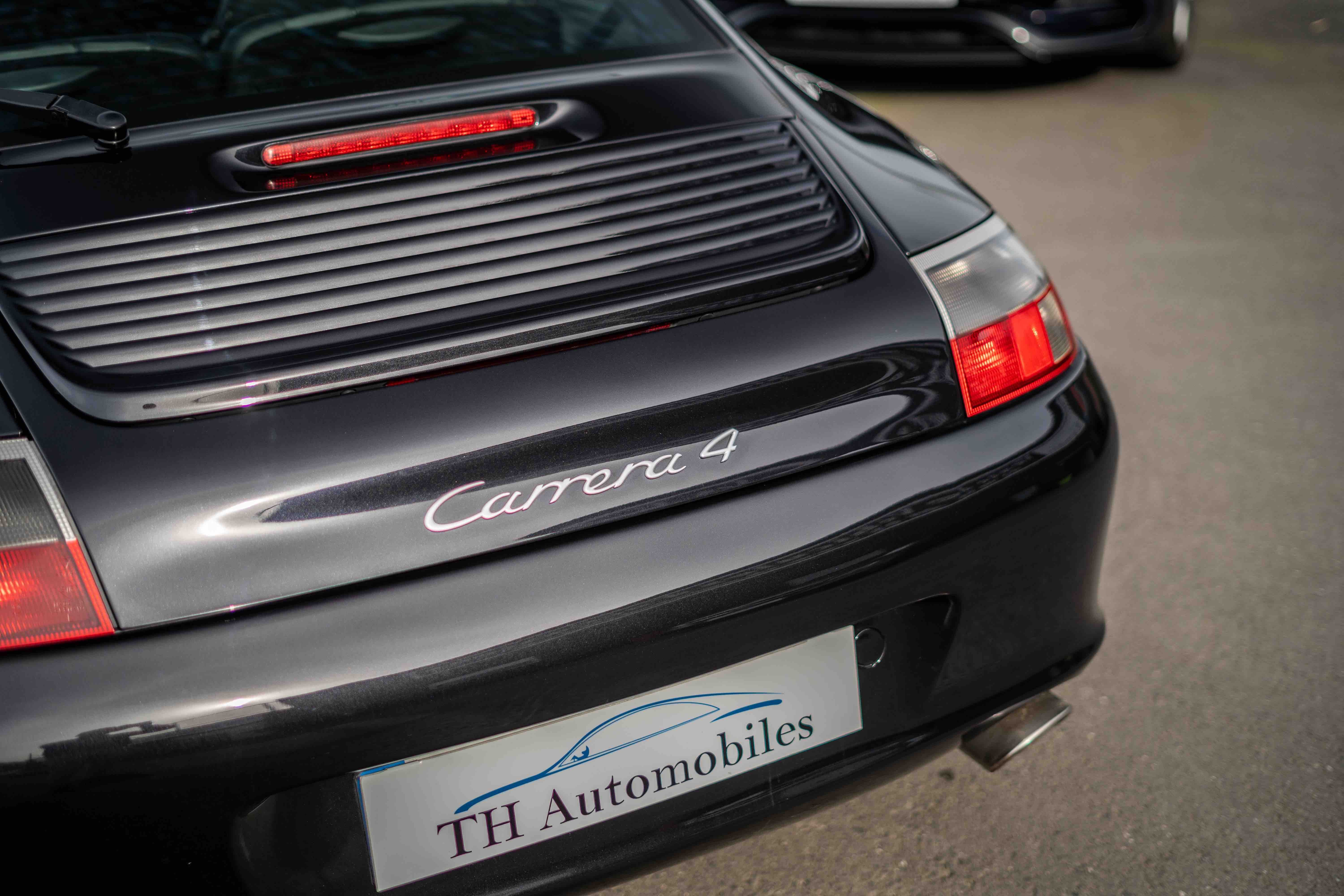 PORSCHE 911 TYPE 996 (2) 3.6 320ch CARRERA 4