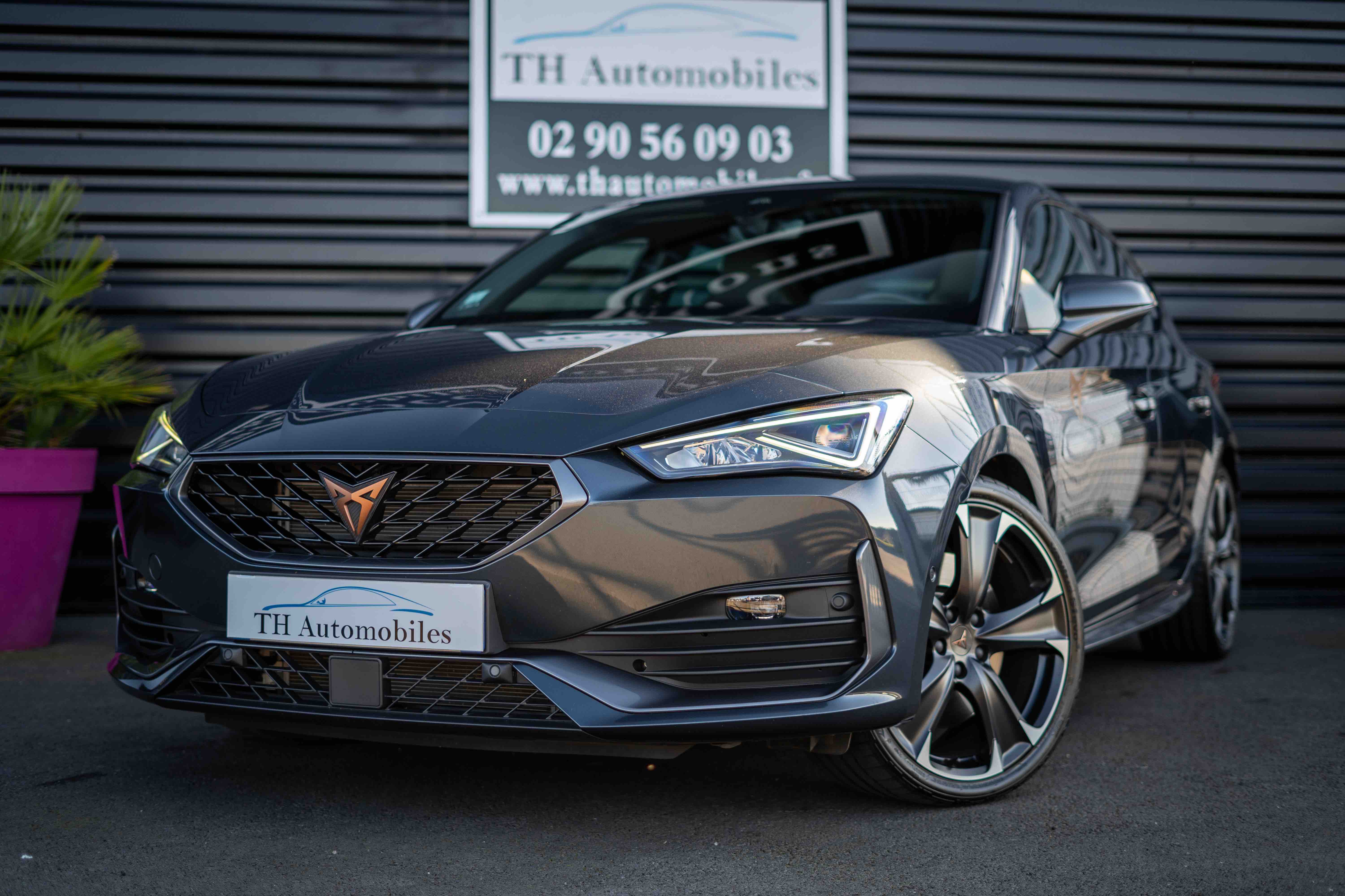 CUPRA LEON (2) 2.0 TSI 300 DSG7 VZ
