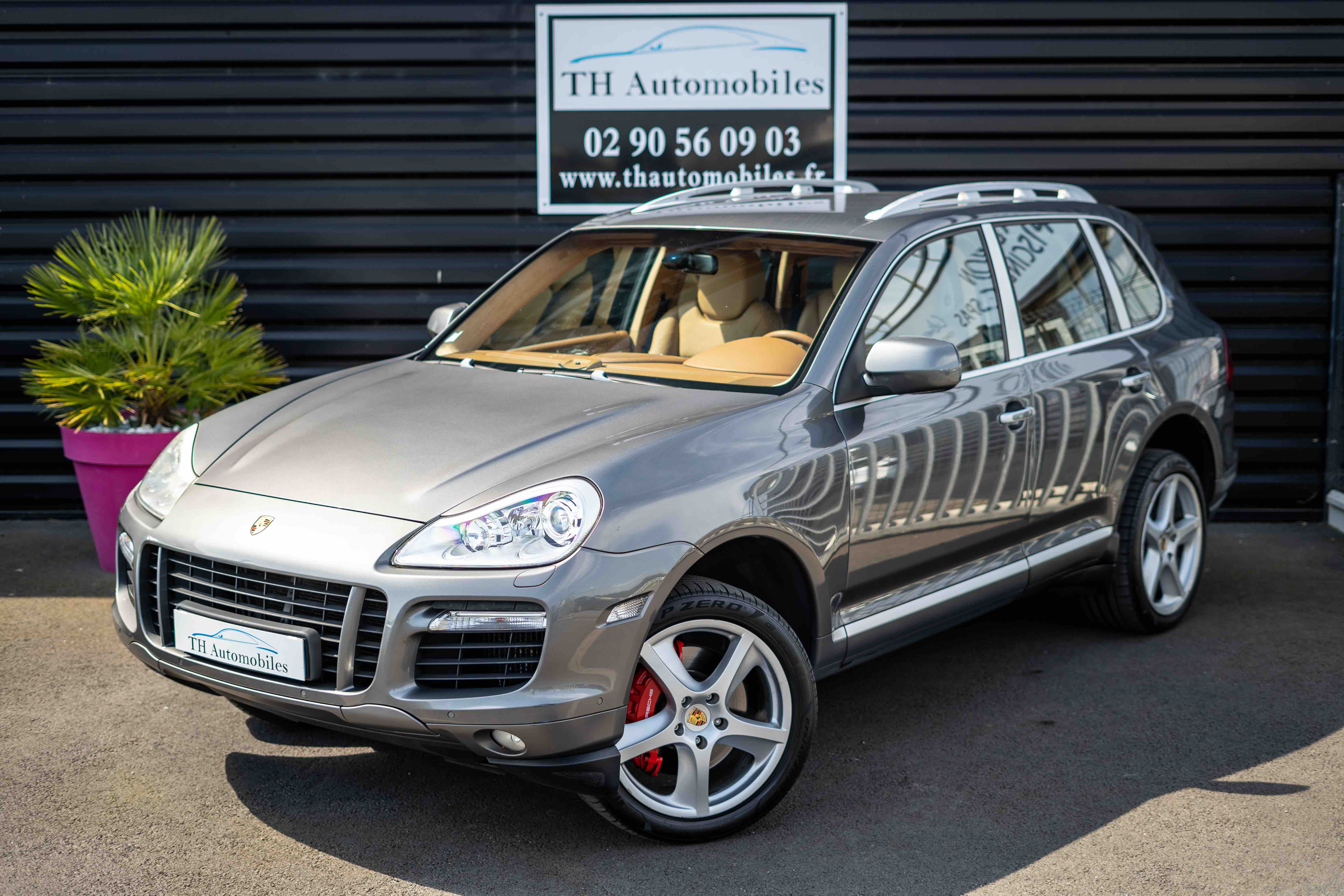 PORSCHE CAYENNE (2) 4.8 V8 500ch Turbo