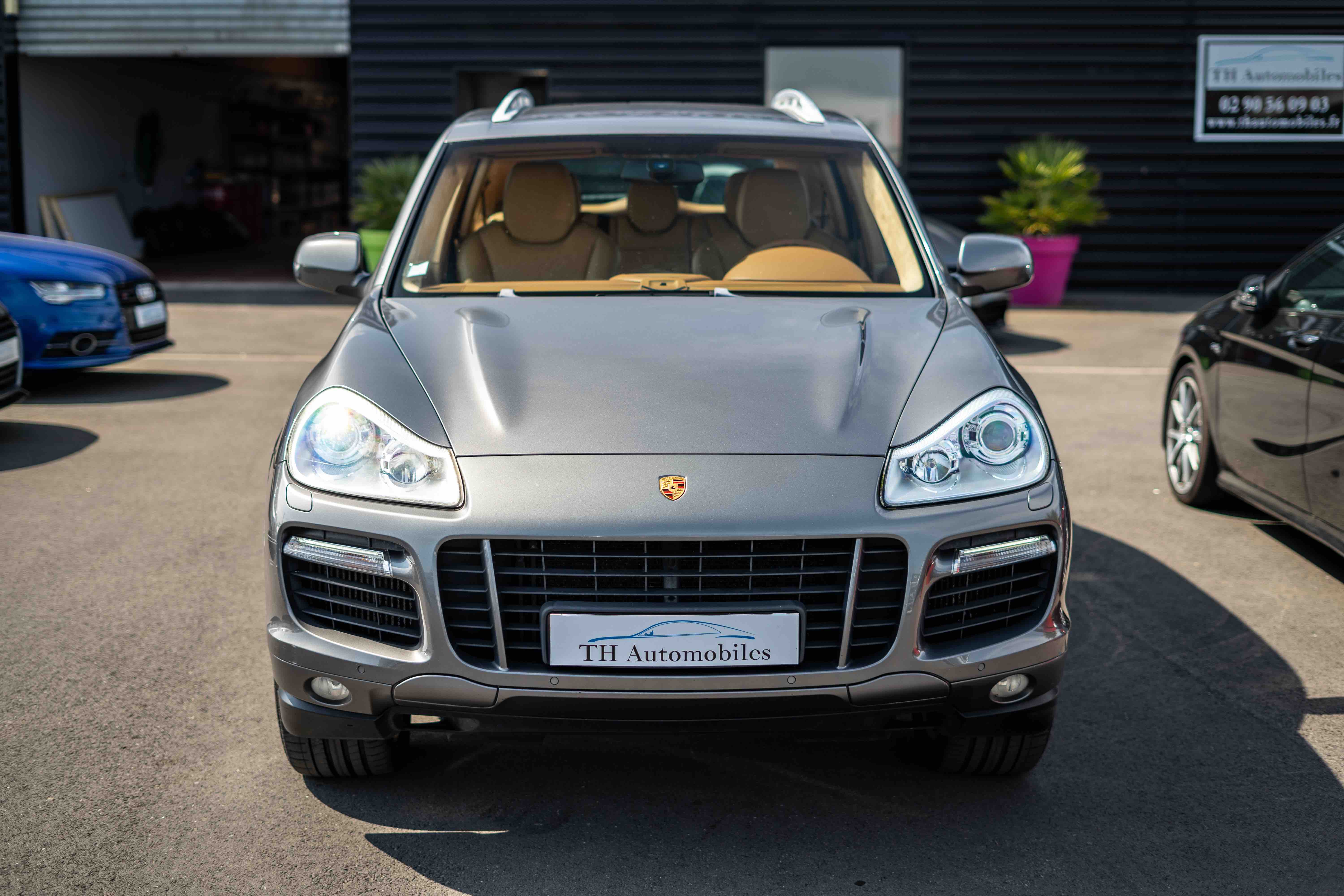 PORSCHE CAYENNE (2) 4.8 V8 500ch Turbo