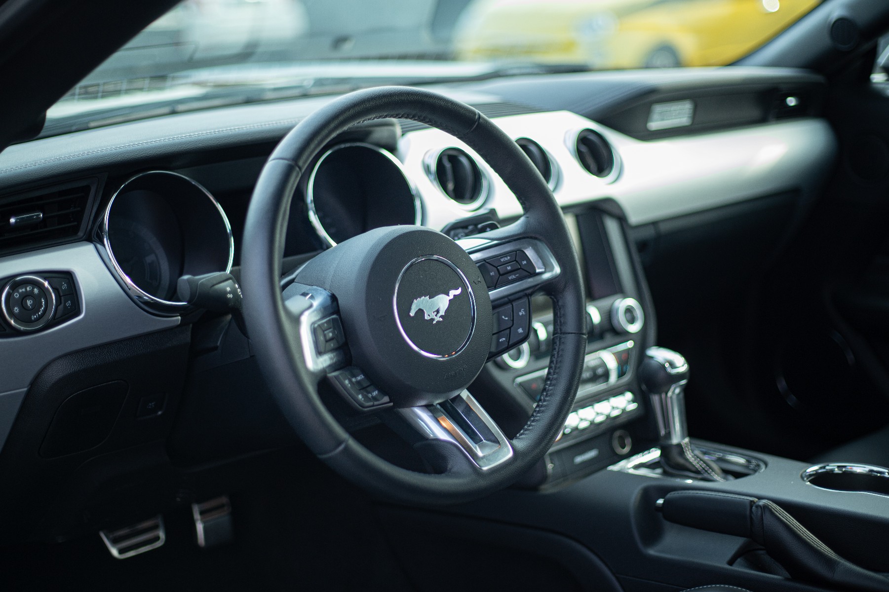FORD MUSTANG VI FASTBACK 5.0 V8 GT BVA6 