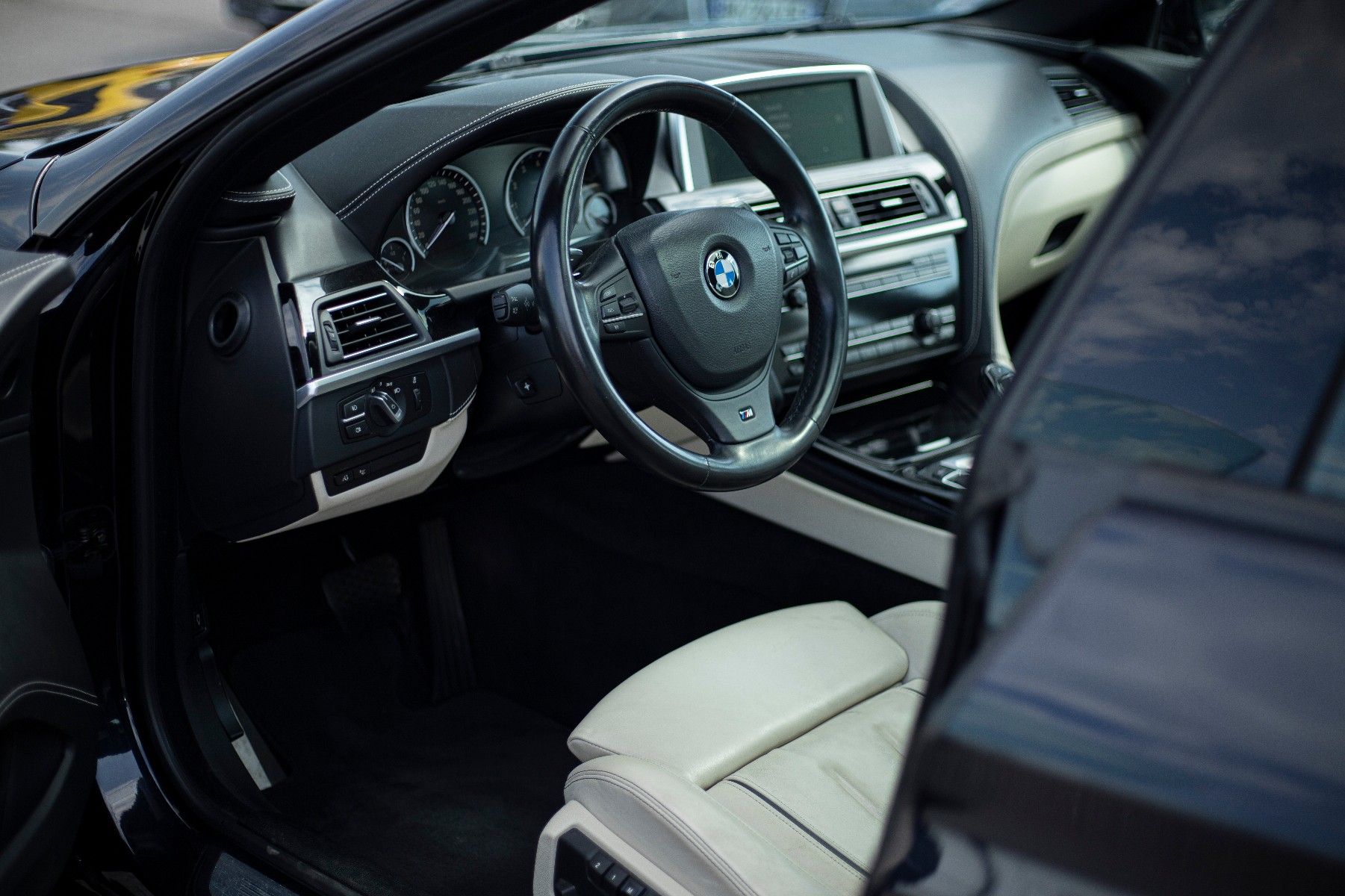 BMW SERIE 6 (F06) GRAN COUPE 650IA 450 XDRIVE EXCLUSIVE INDIVIDUAL