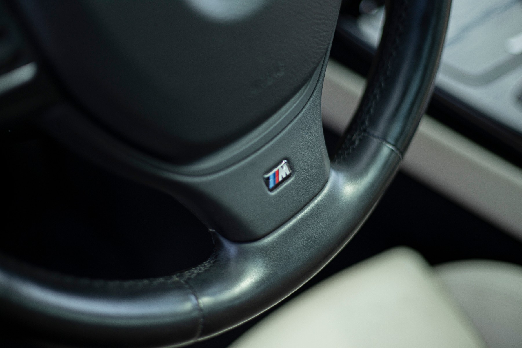 BMW SERIE 6 (F06) GRAN COUPE 650IA 450 XDRIVE EXCLUSIVE INDIVIDUAL