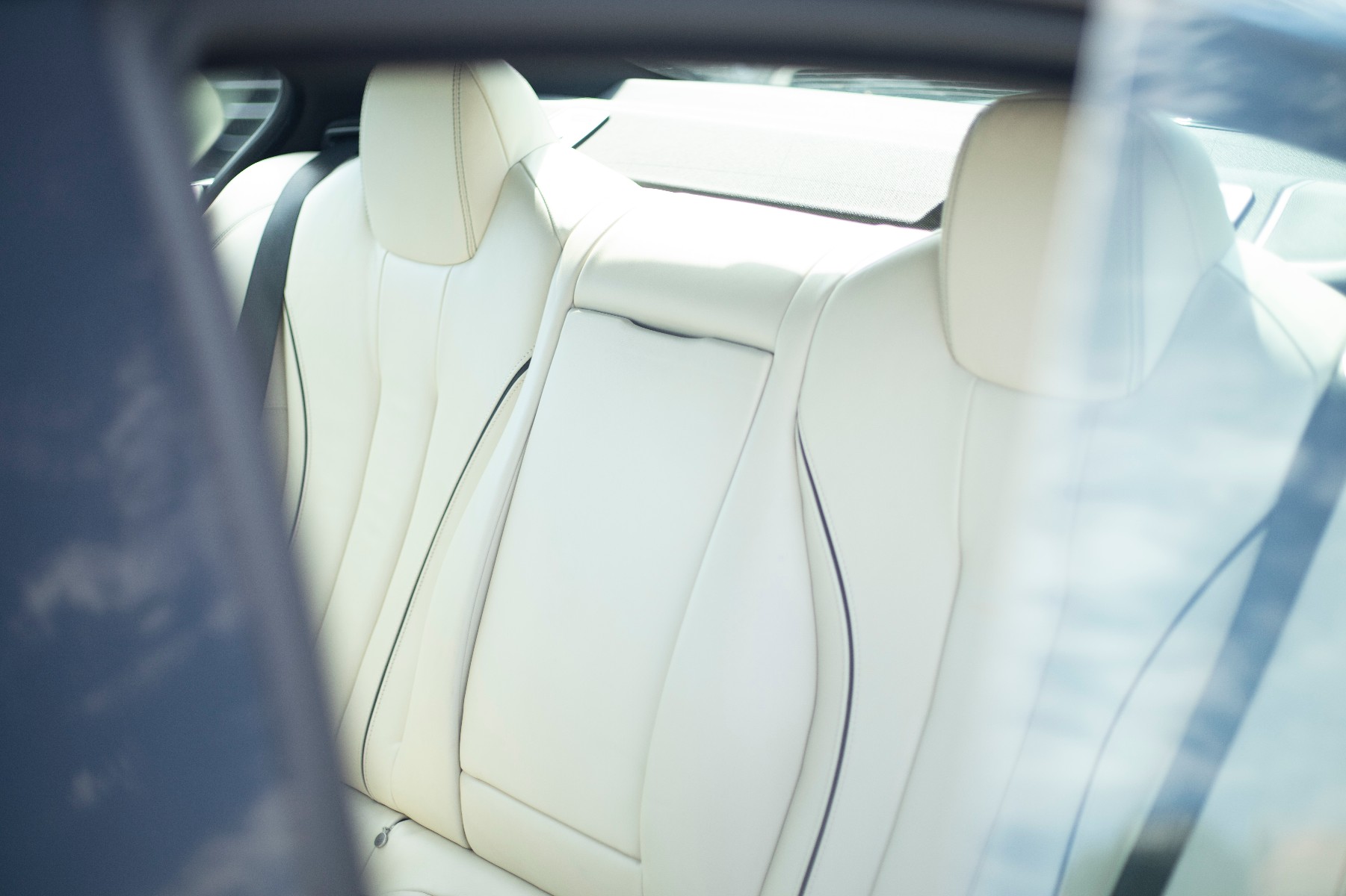 BMW SERIE 6 (F06) GRAN COUPE 650IA 450 XDRIVE EXCLUSIVE INDIVIDUAL