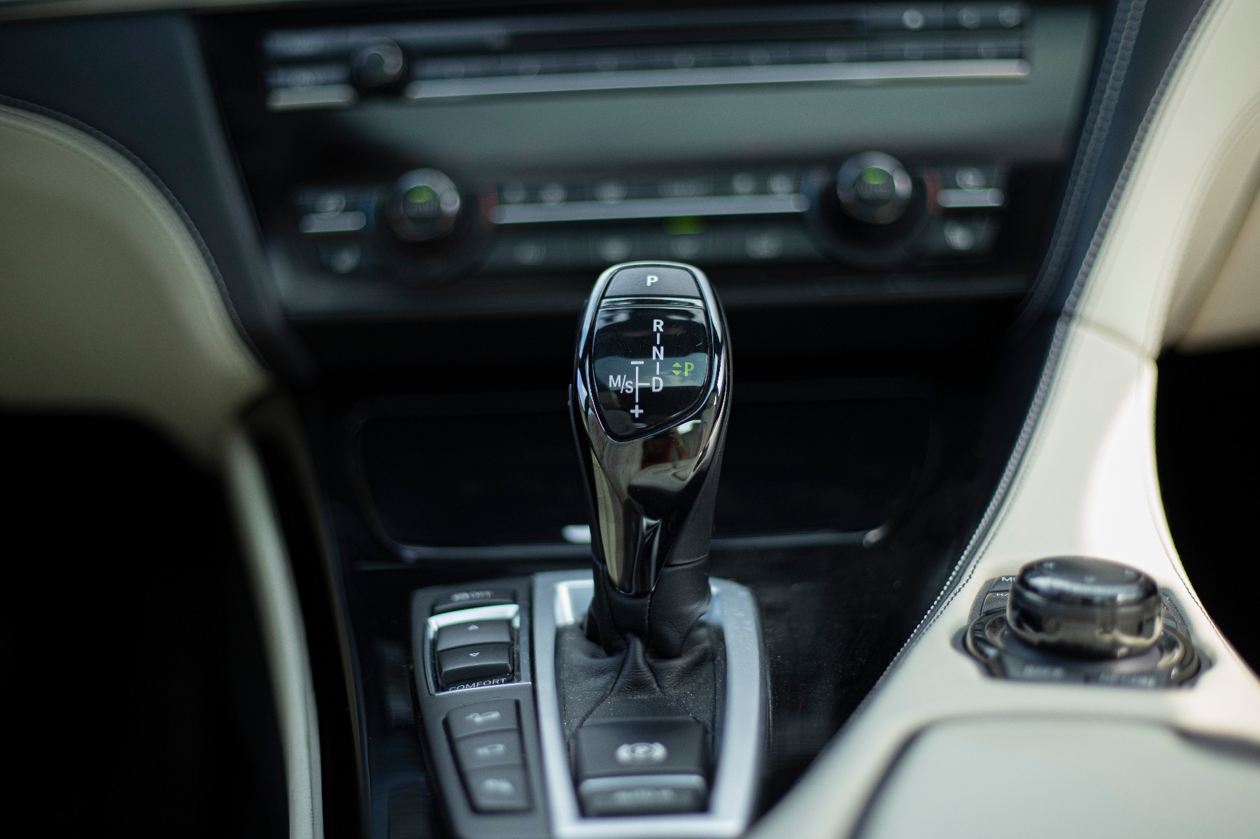 BMW SERIE 6 (F06) GRAN COUPE 650IA 450 XDRIVE EXCLUSIVE INDIVIDUAL