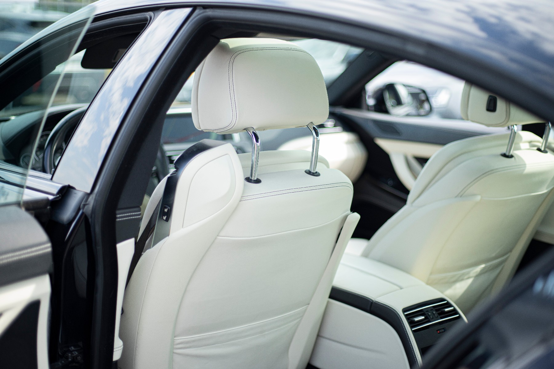 BMW SERIE 6 (F06) GRAN COUPE 650IA 450 XDRIVE EXCLUSIVE INDIVIDUAL