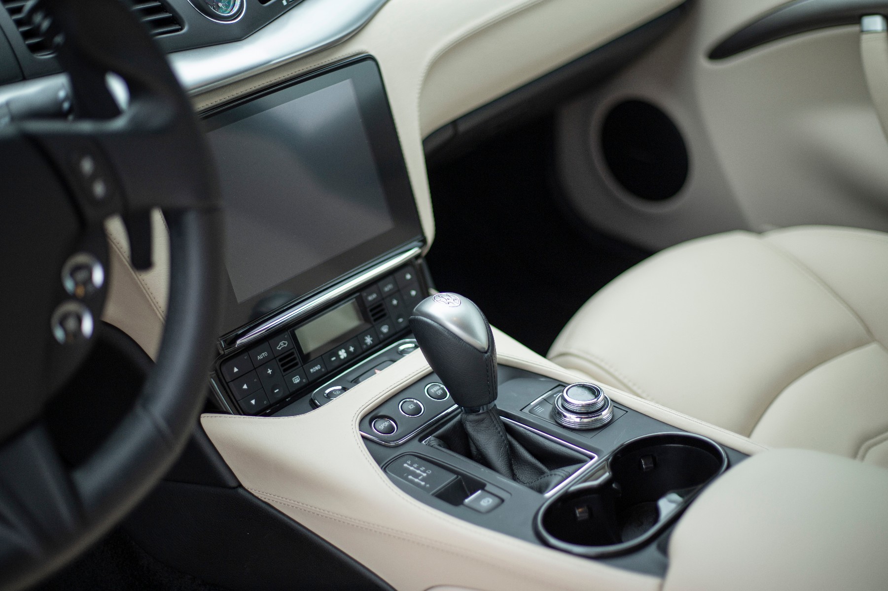 MASERATI GRANTURISMO 4.7 V8 SPORT AUTO
