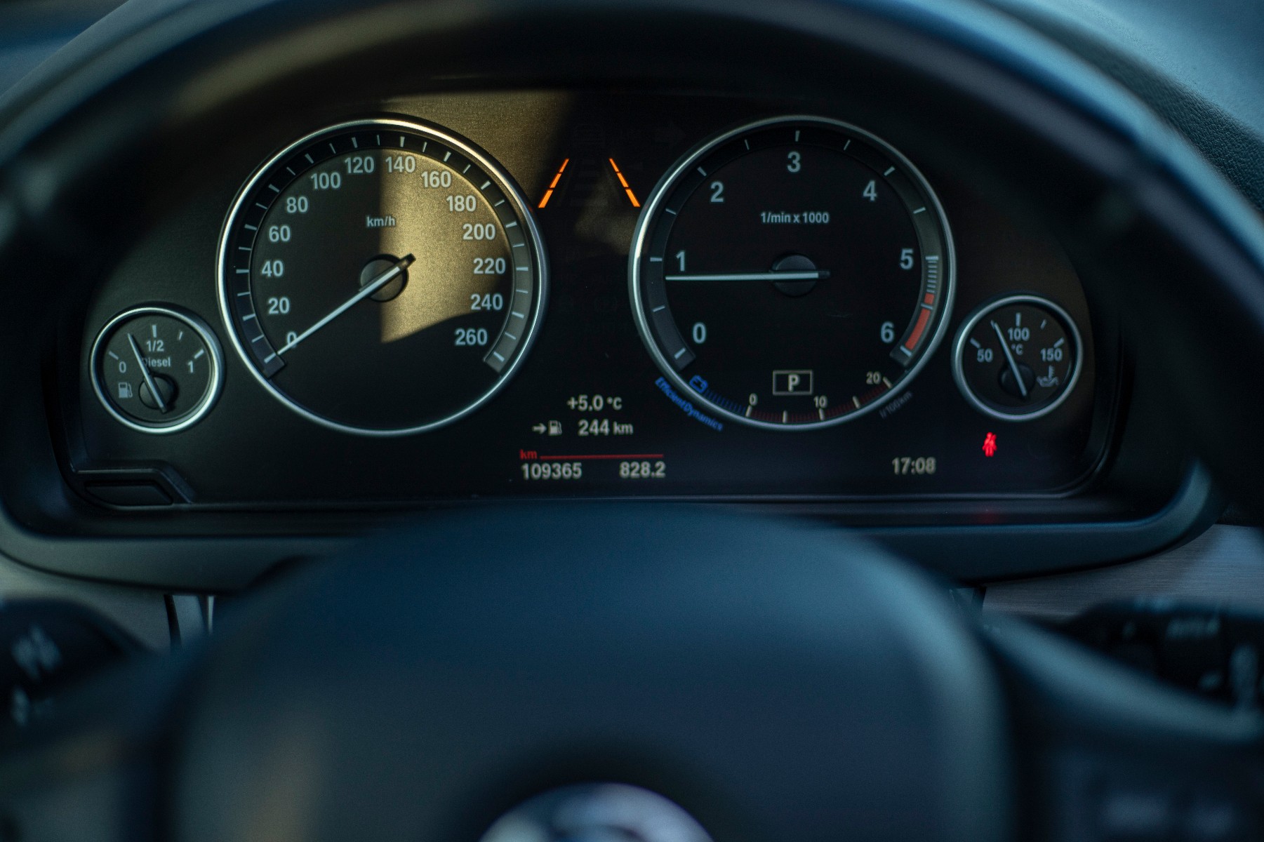 BMW X5 (F15) SDRIVE25D 231 LOUNGE BVA8