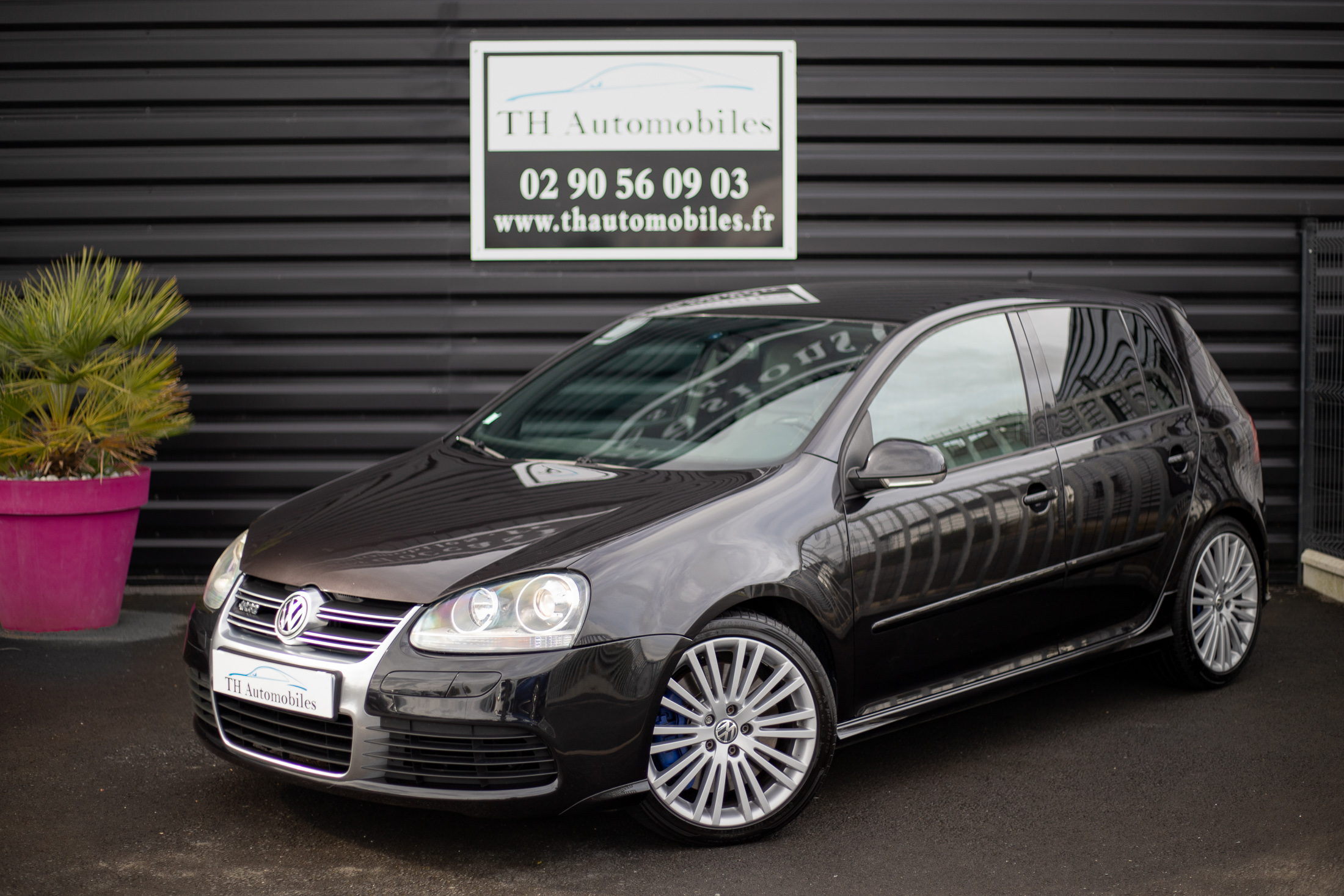 VOLKSWAGEN GOLF V R32 3.2 V6 FSI 250 4MOTION 5P