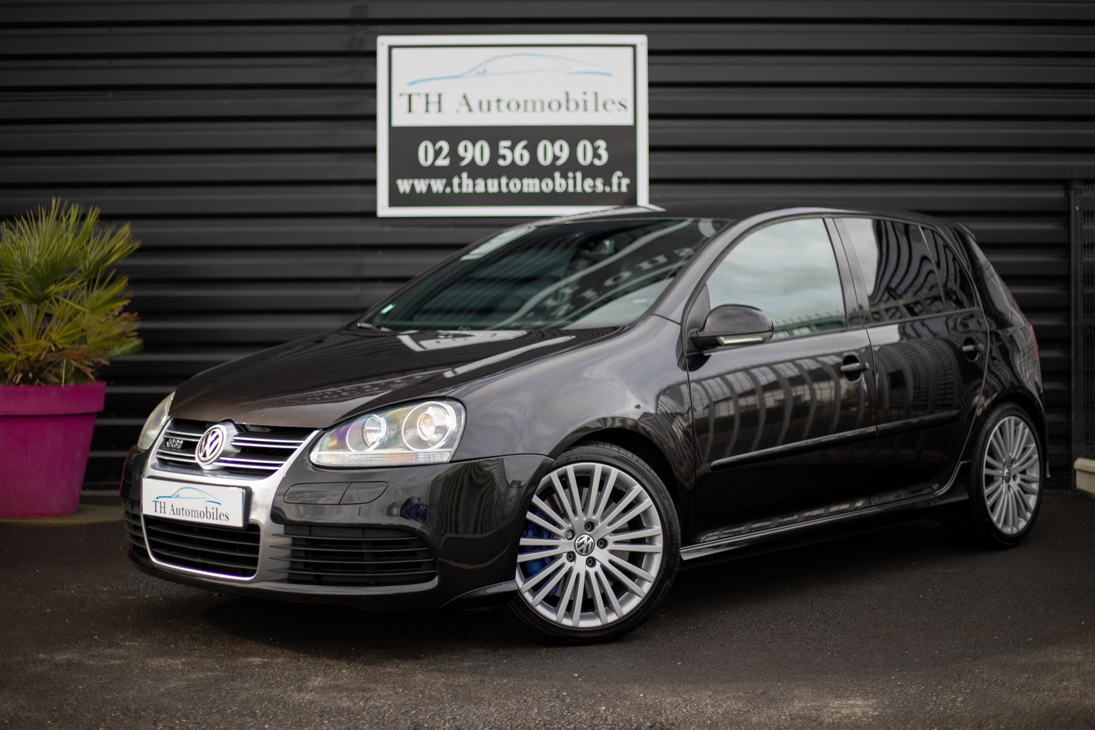 VOLKSWAGEN GOLF V R32 3.2 V6 FSI 250 4MOTION 5P