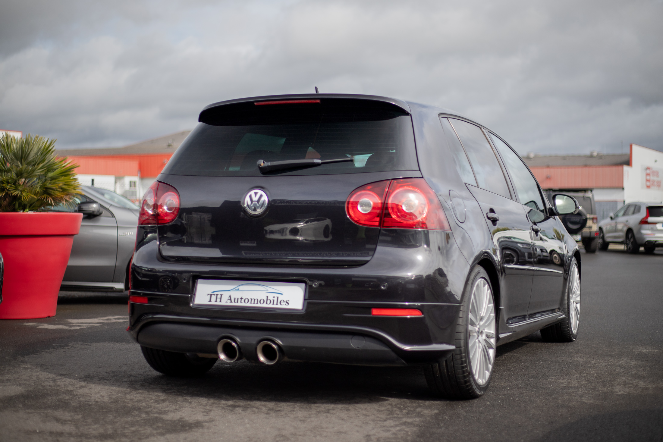 VOLKSWAGEN GOLF V R32 3.2 V6 FSI 250 4MOTION 5P