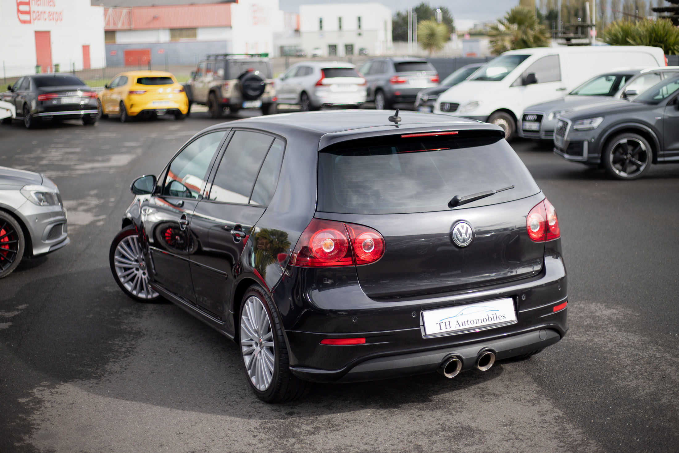 VOLKSWAGEN GOLF V R32 3.2 V6 FSI 250 4MOTION 5P