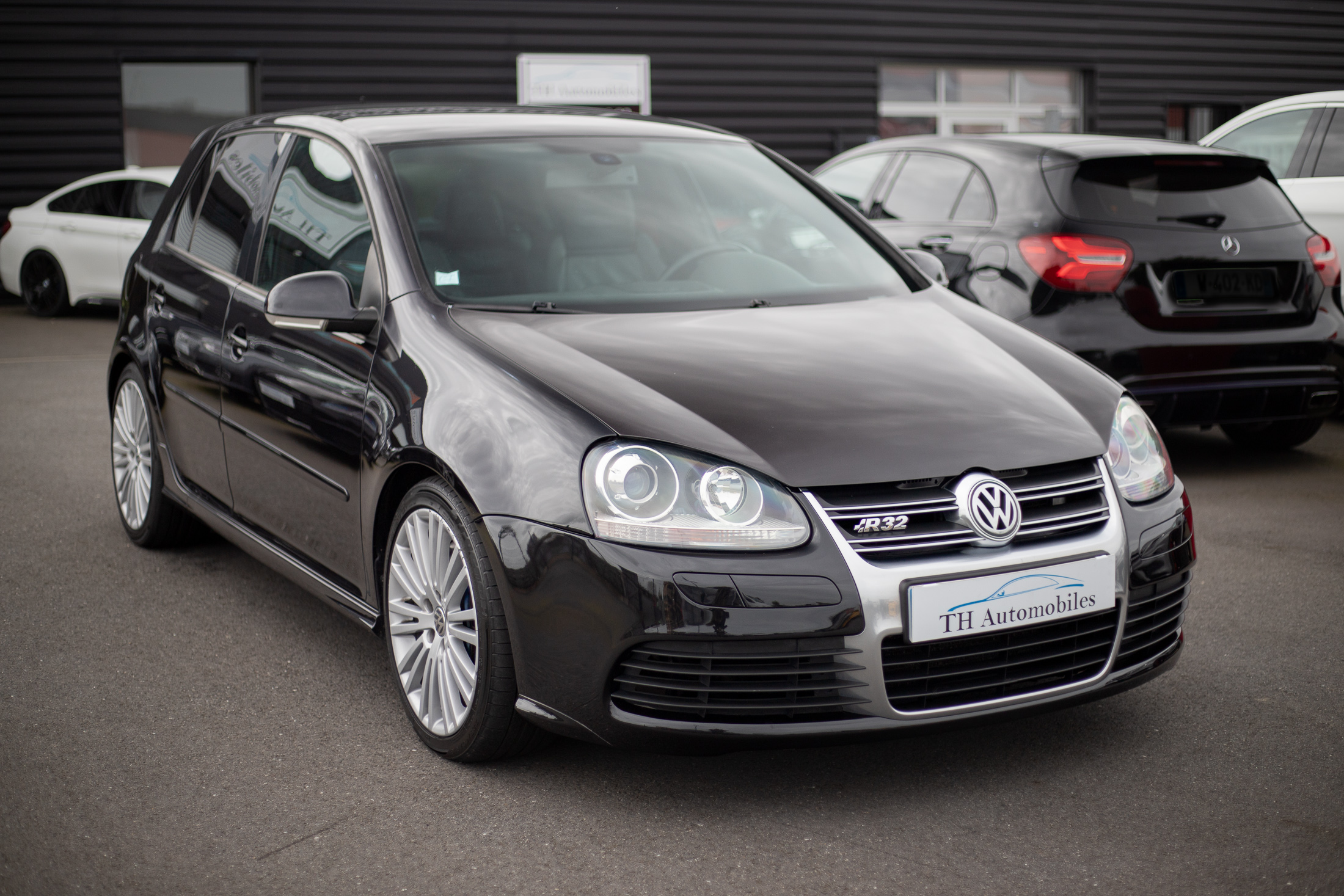 VOLKSWAGEN GOLF V R32 3.2 V6 FSI 250 4MOTION 5P