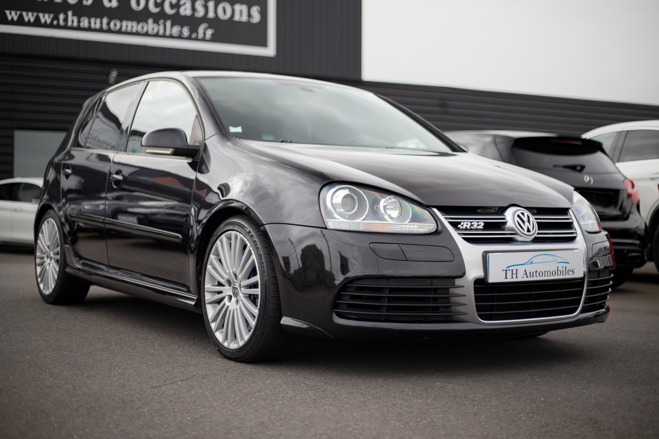 VOLKSWAGEN GOLF V R32 3.2 V6 FSI 250 4MOTION 5P