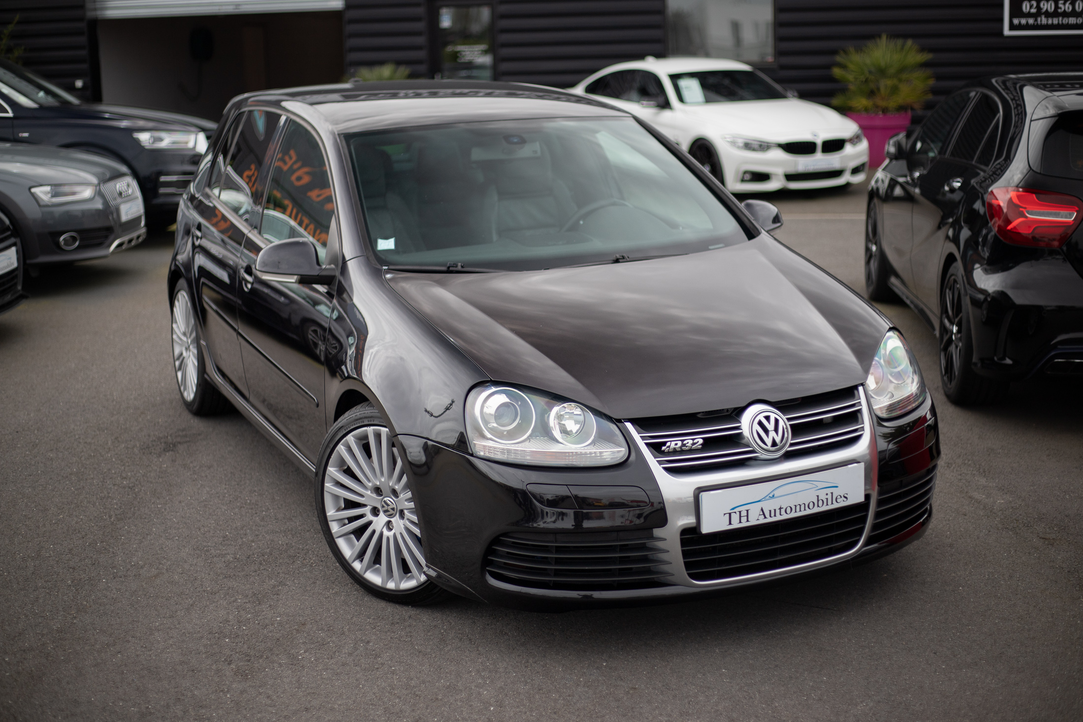 VOLKSWAGEN GOLF V R32 3.2 V6 FSI 250 4MOTION 5P