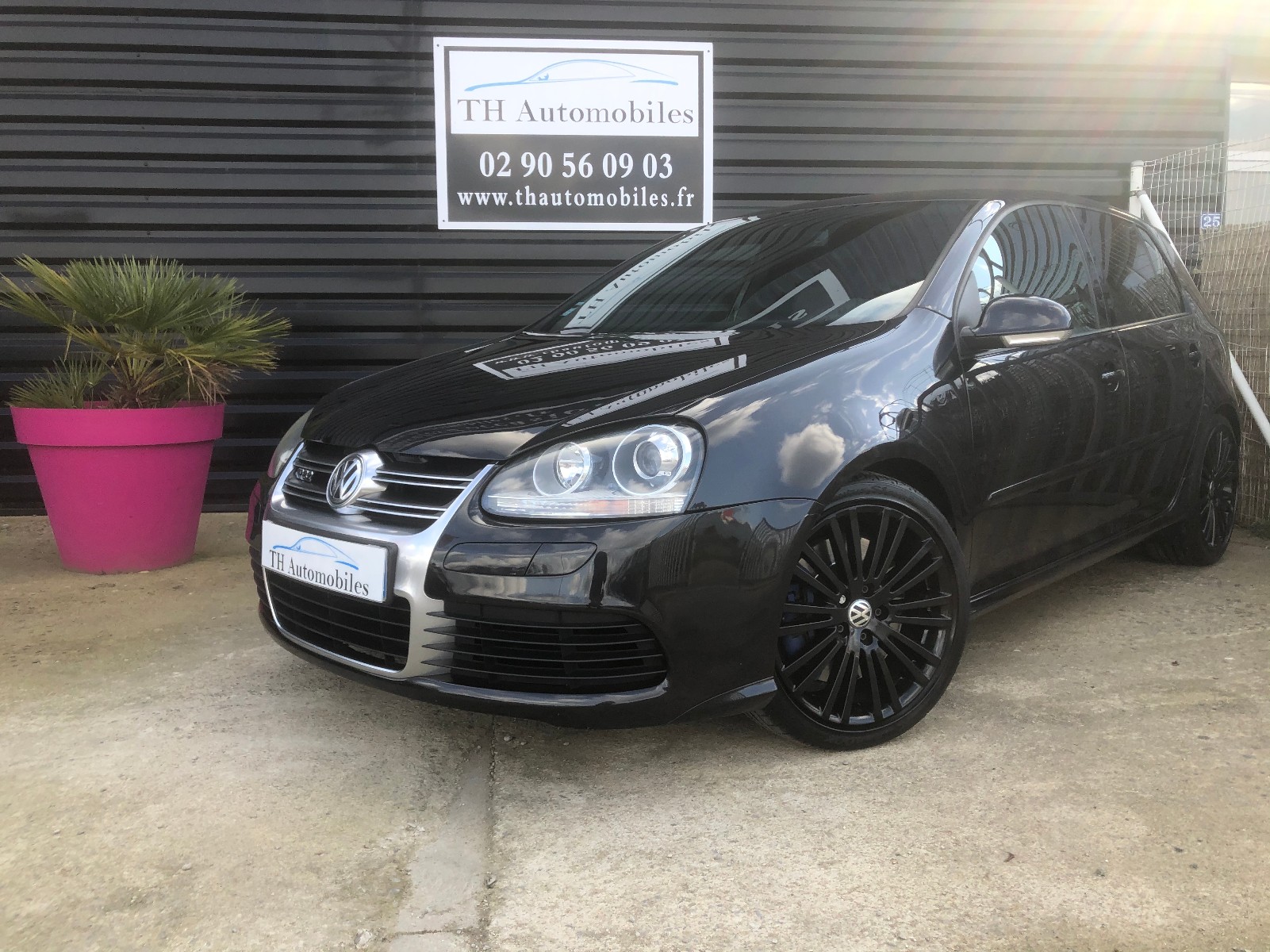 VOLKSWAGEN GOLF 5 R32
